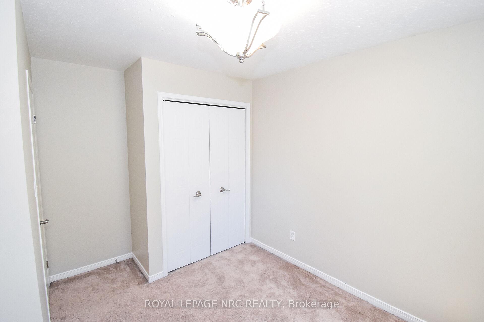 Photo 22 of 4974 Windgate Drive E, Niagara Falls, Ascot — HOMEH
