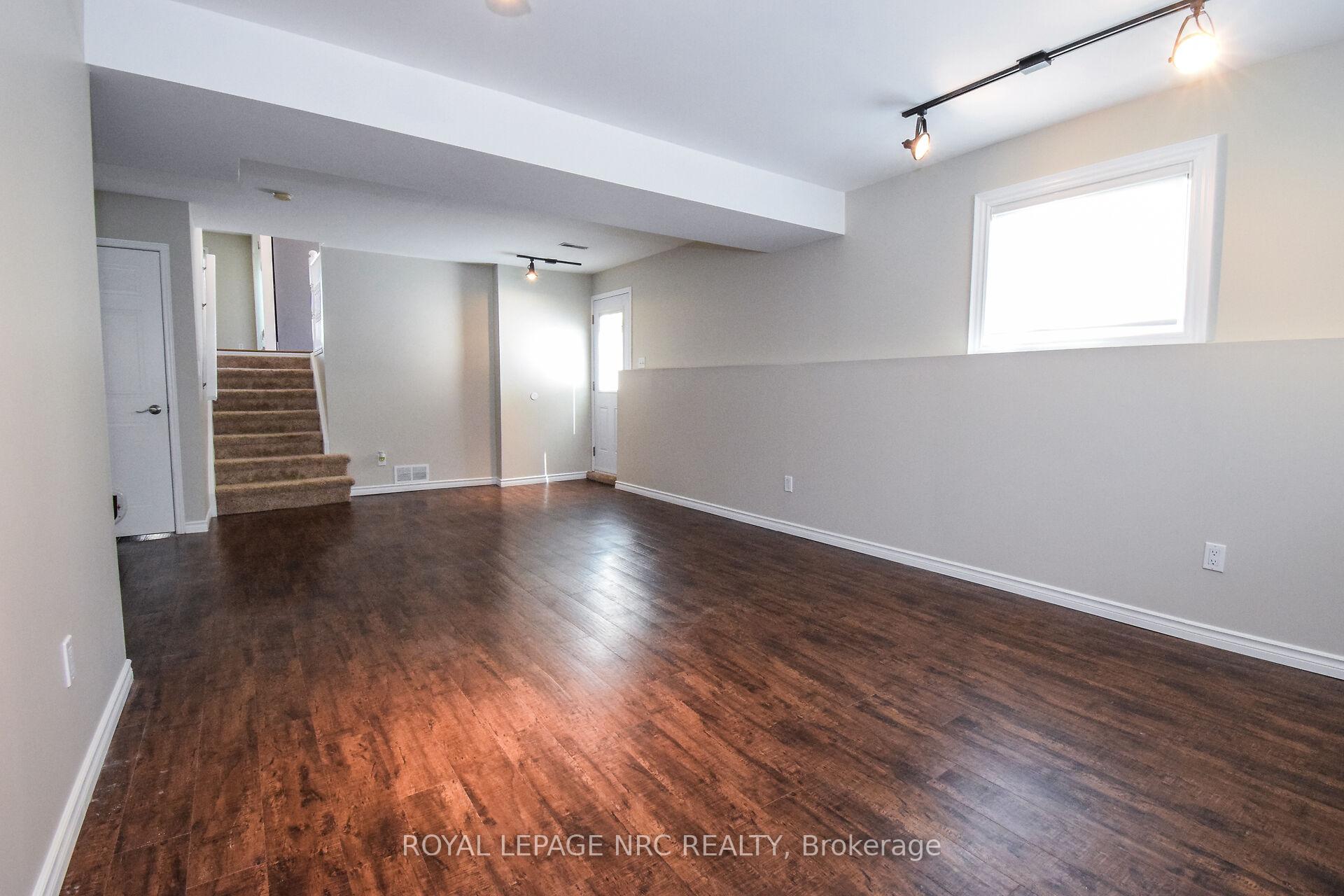 Photo 42 of 4974 Windgate Drive E, Niagara Falls, Ascot — HOMEH