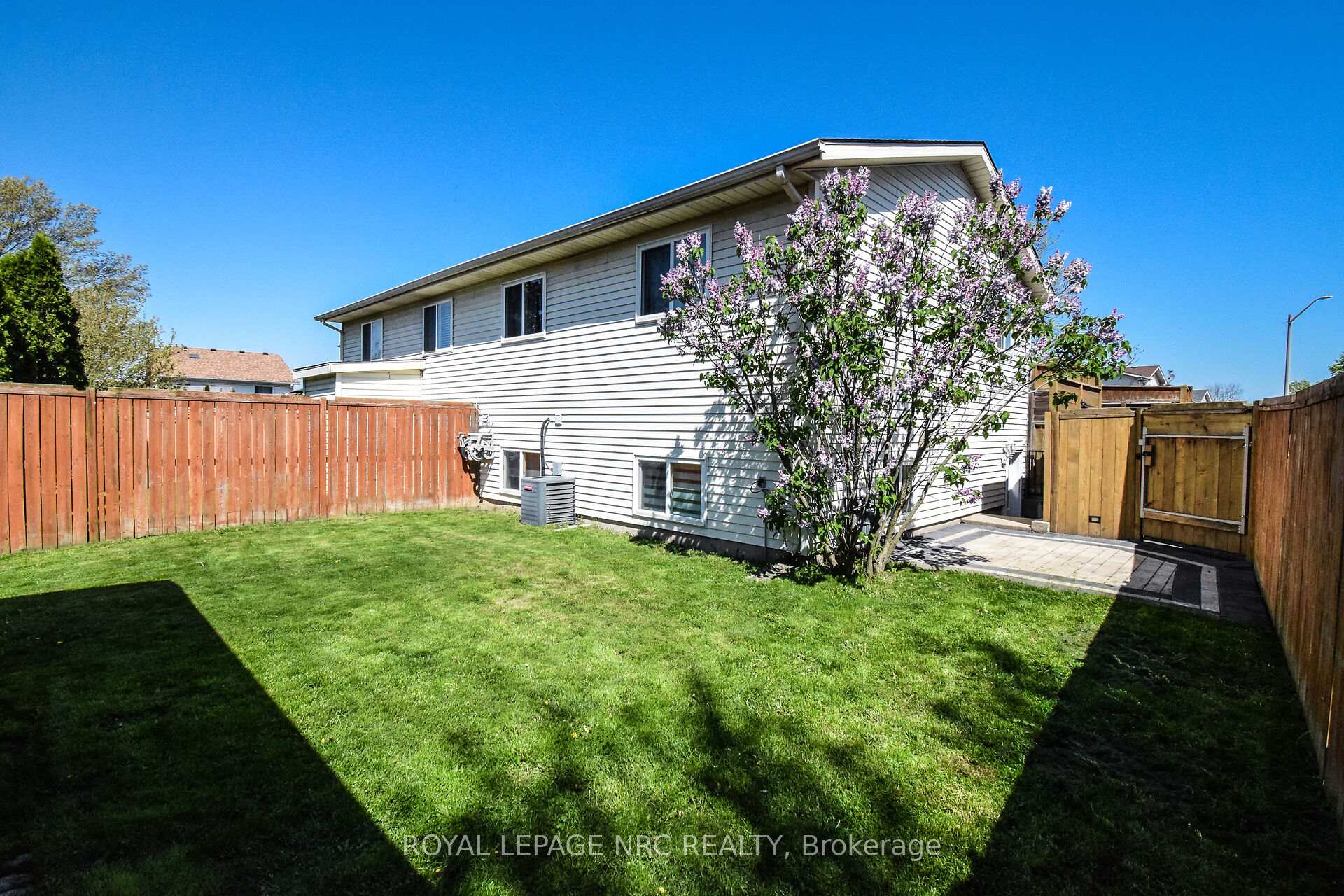 Photo 44 of 4974 Windgate Drive E, Niagara Falls, Ascot — HOMEH