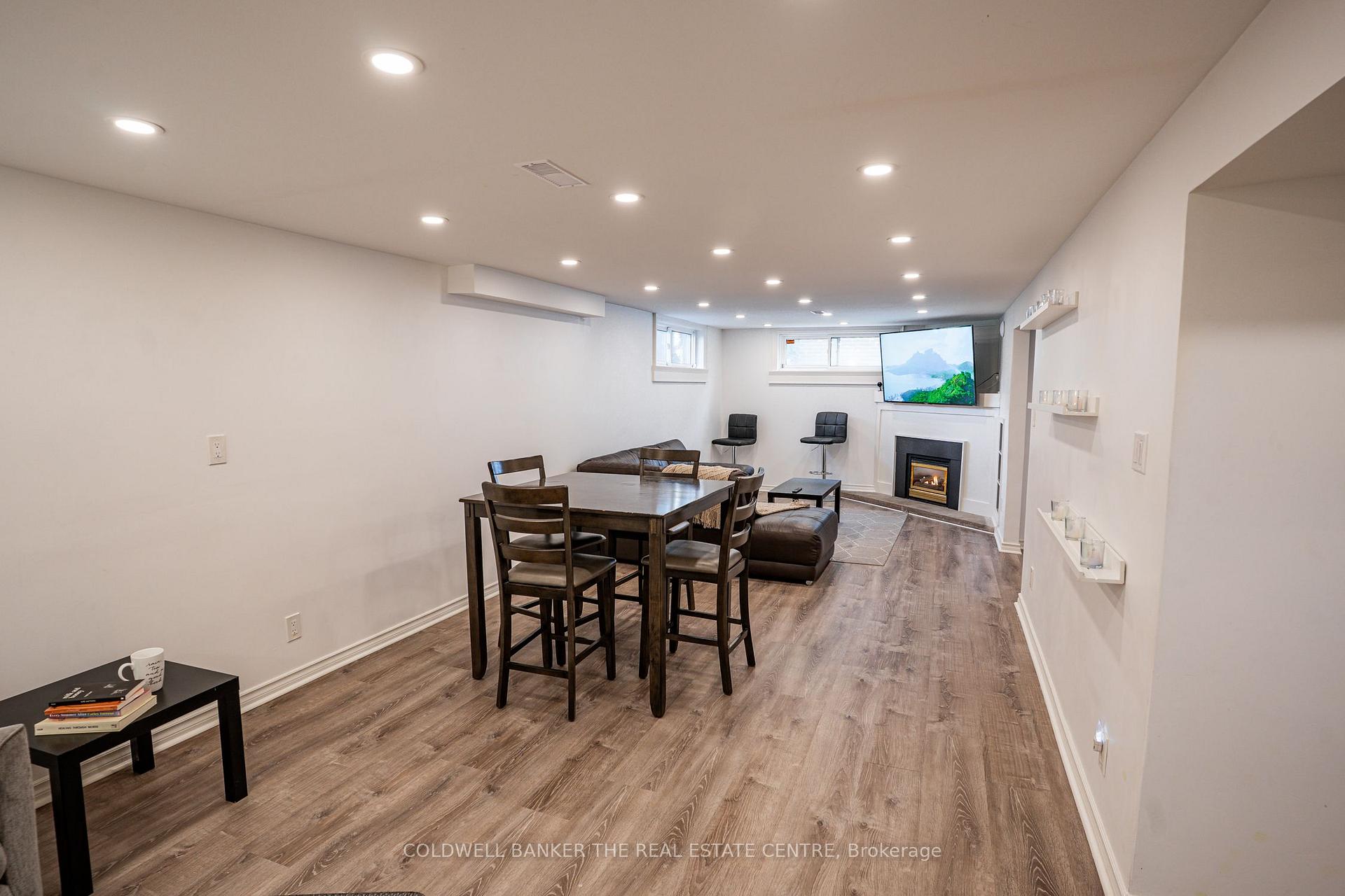 Photo 23 of 741 Jasmine Crescent, Oshawa, Centennial — HOMEH