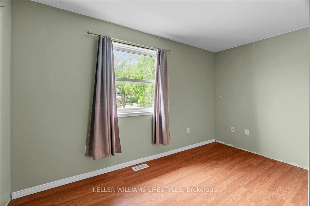 Photo 21 of 583 St.clair Street, Warwick, Watford — HOMEH