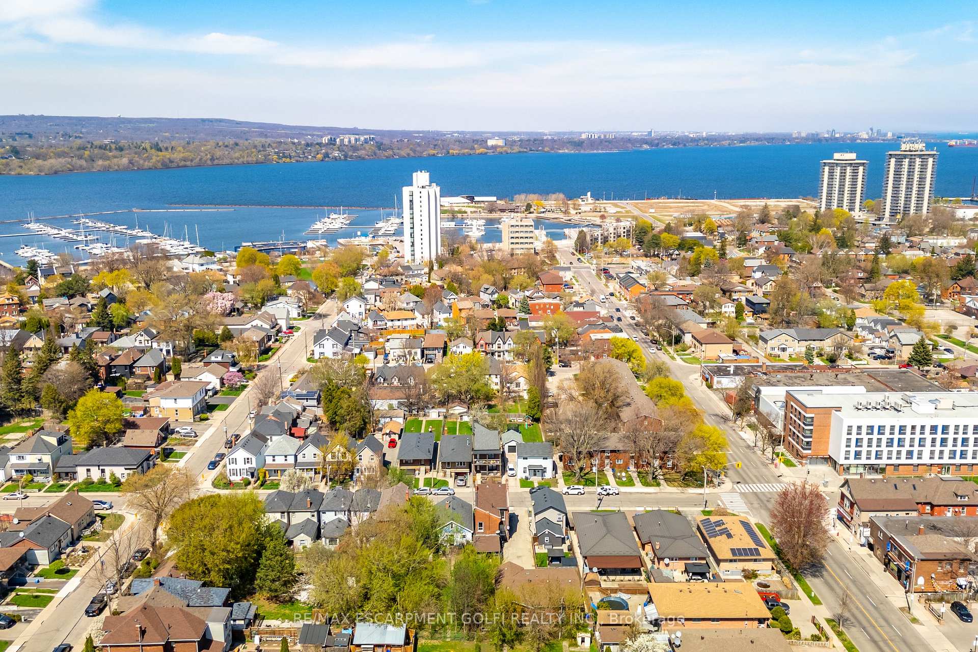 Photo 44 of 15 Picton Street W, Hamilton, Strathcona — HOMEH