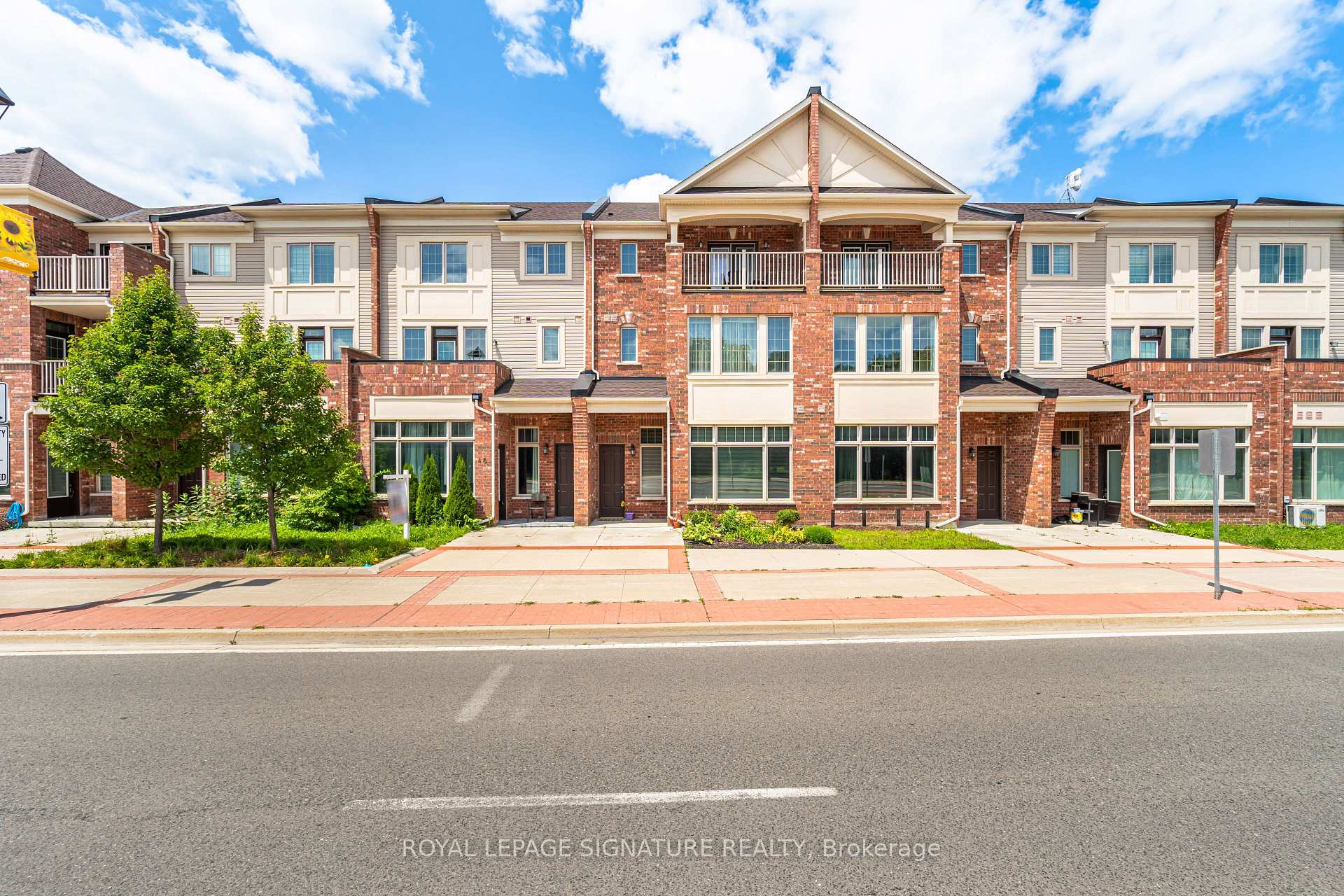 Photo 2 of 50 McCardy Court, Caledon, Caledon East — HOMEH