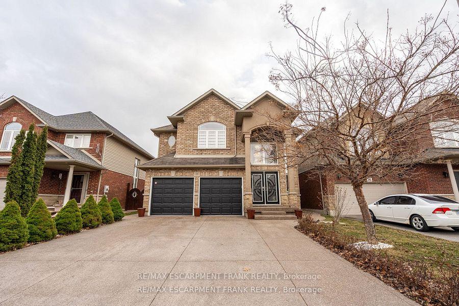 Photo 1 of 36 Showcase Drive, Hamilton, Stoney Creek — HOMEH