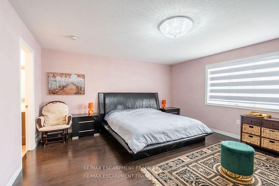 Photo 30 of 36 Showcase Drive, Hamilton, Stoney Creek — HOMEH