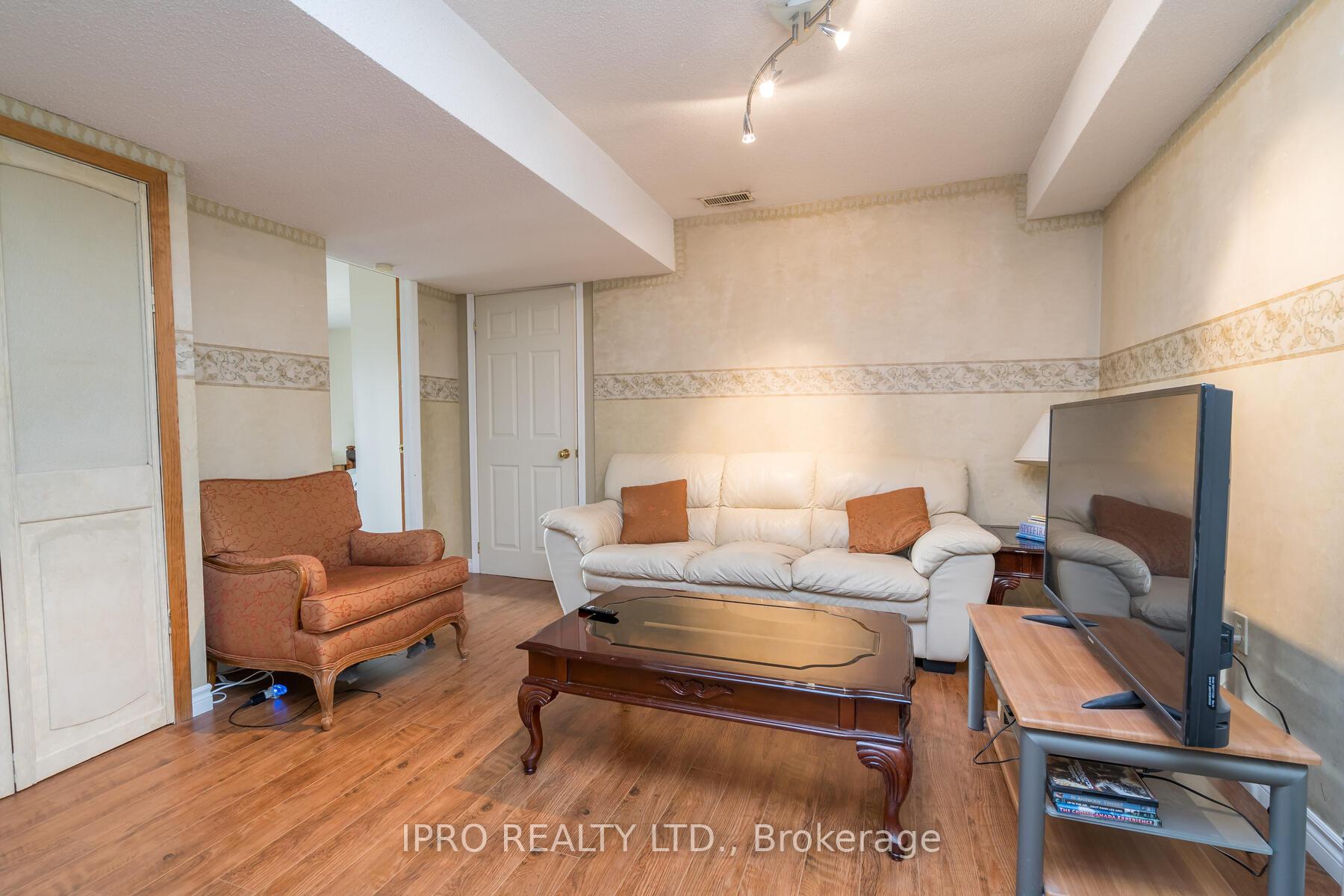 Photo 34 of 14323 Creditview Road, Caledon, Cheltenham — HOMEH