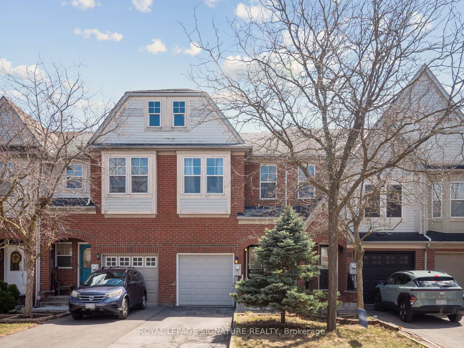 Photo 1 of 33 Mugford Road, Aurora, Bayview Wellington — HOMEH