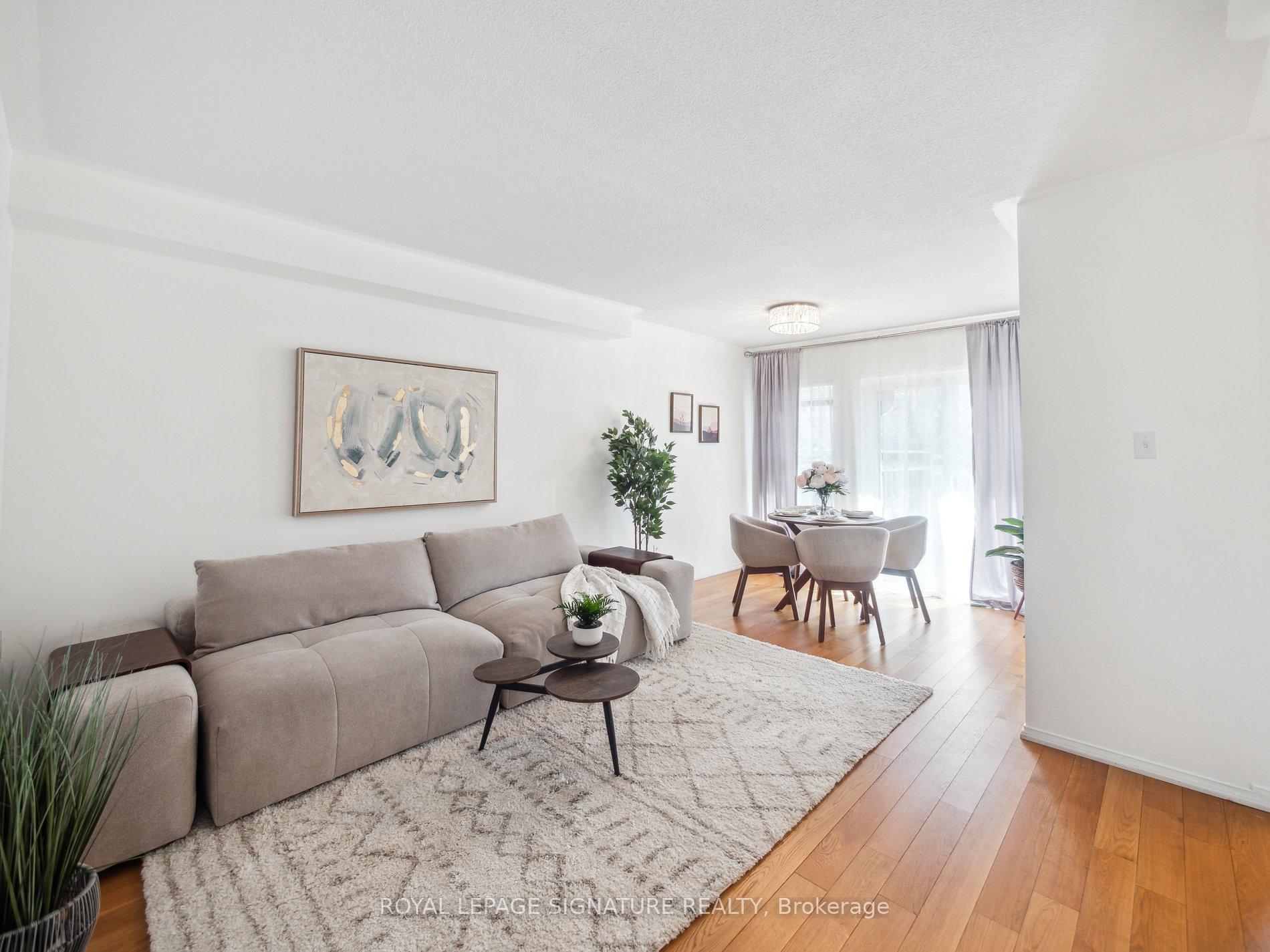 Photo 2 of 33 Mugford Road, Aurora, Bayview Wellington — HOMEH
