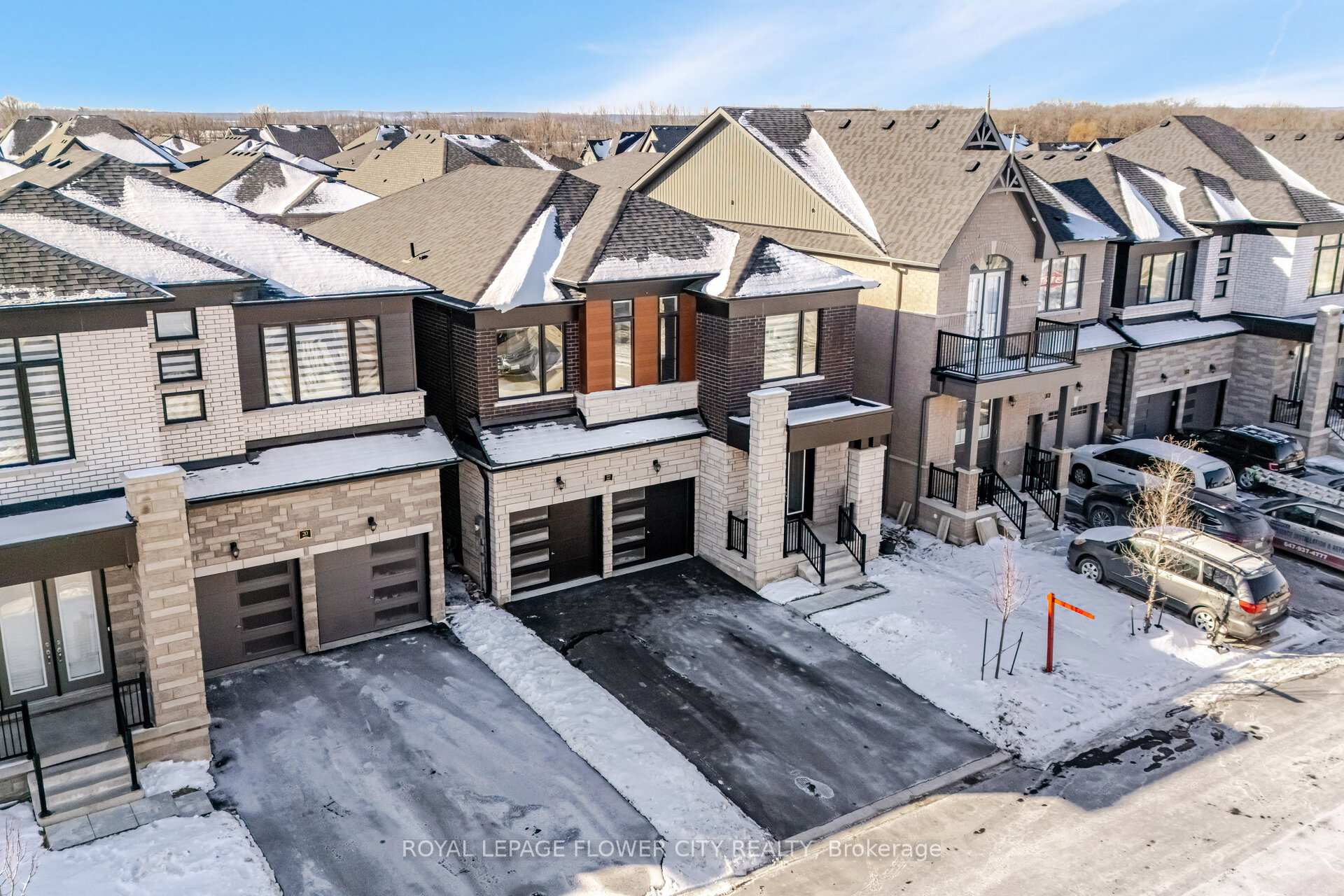 Photo 3 of 22 Coulterville Drive, Caledon, Rural Caledon — HOMEH