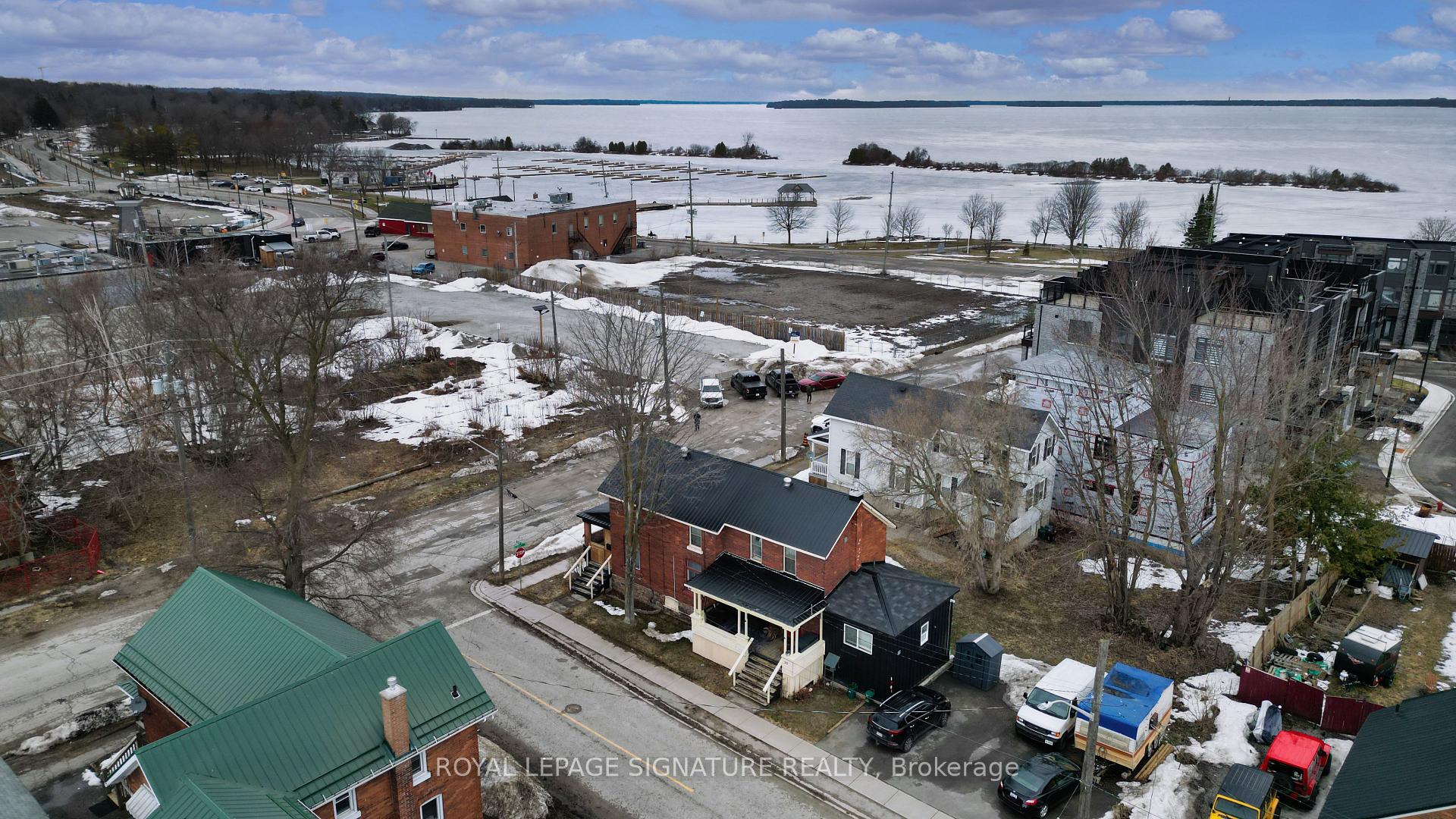 Photo 29 of 113 Colborne Street E, Orillia — HOMEH