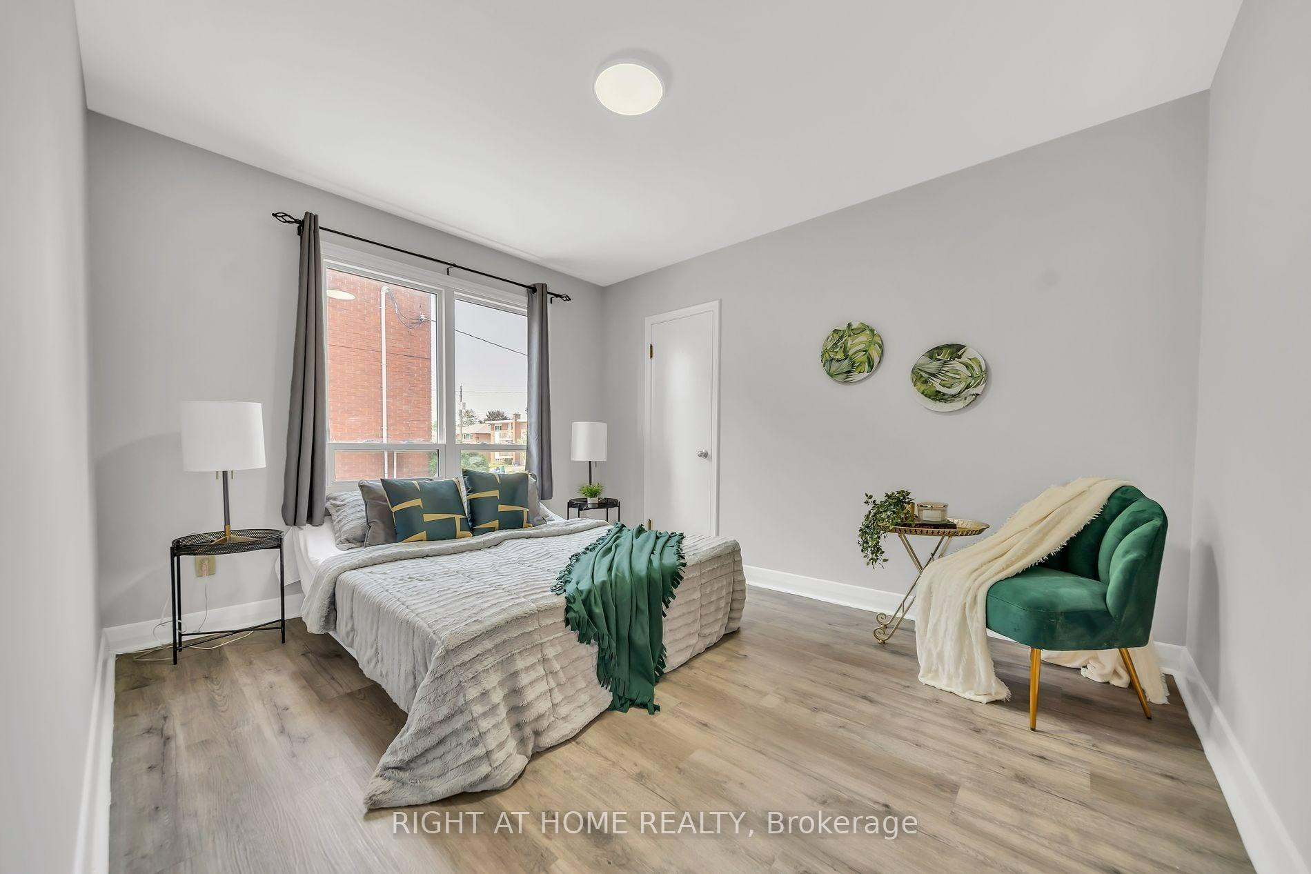 Photo 13 of 171 Eighth Avenue, Kitchener — HOMEH