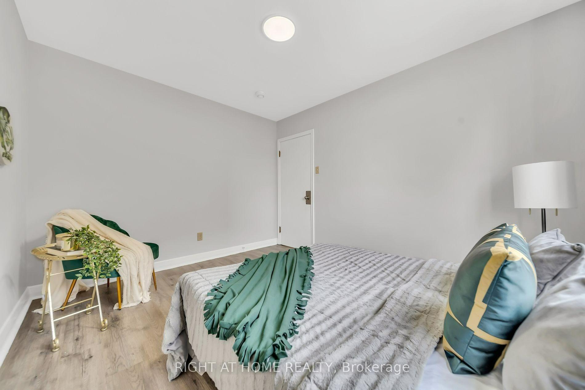 Photo 14 of 171 Eighth Avenue, Kitchener — HOMEH