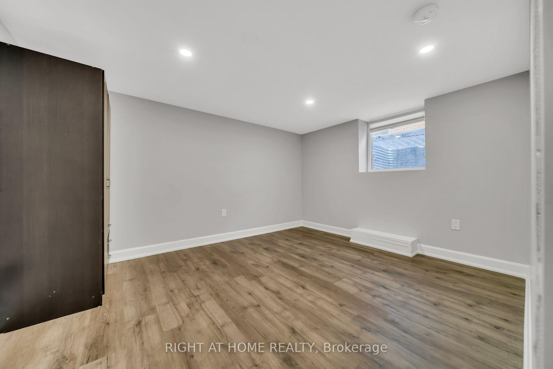 Photo 29 of 171 Eighth Avenue, Kitchener — HOMEH