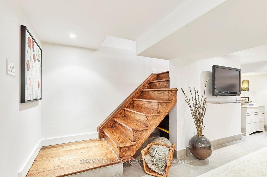 Photo 18 of 280 Manor Road E, Toronto, Mount Pleasant East — HOMEH