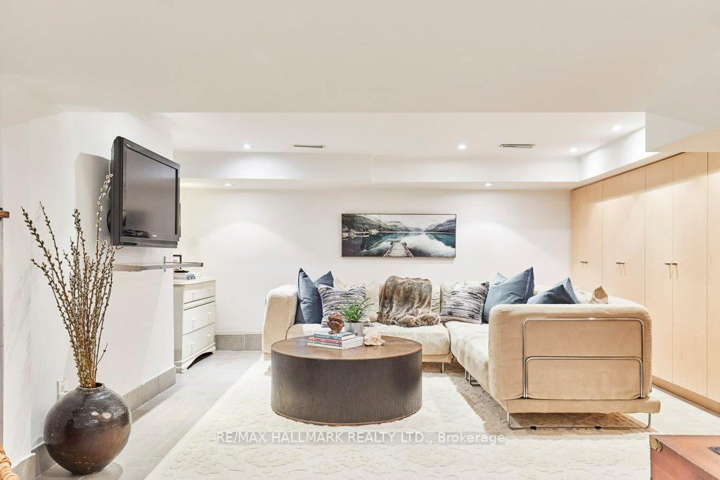 Photo 19 of 280 Manor Road E, Toronto, Mount Pleasant East — HOMEH