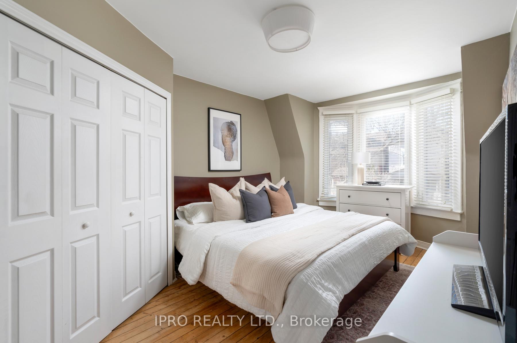 Photo 18 of 85 Strathcona Avenue, Toronto, Blake-Jones — HOMEH