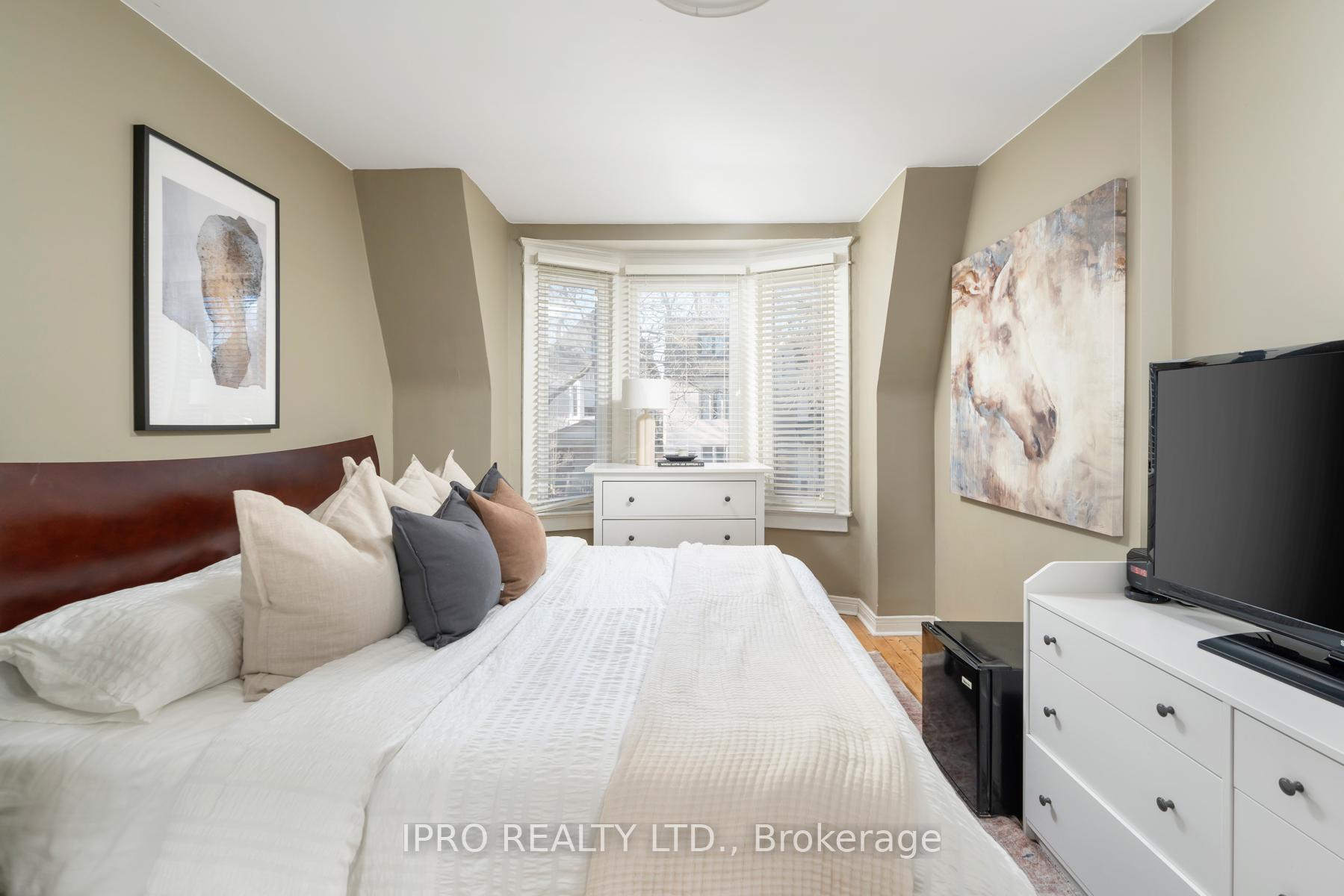 Photo 21 of 85 Strathcona Avenue, Toronto, Blake-Jones — HOMEH