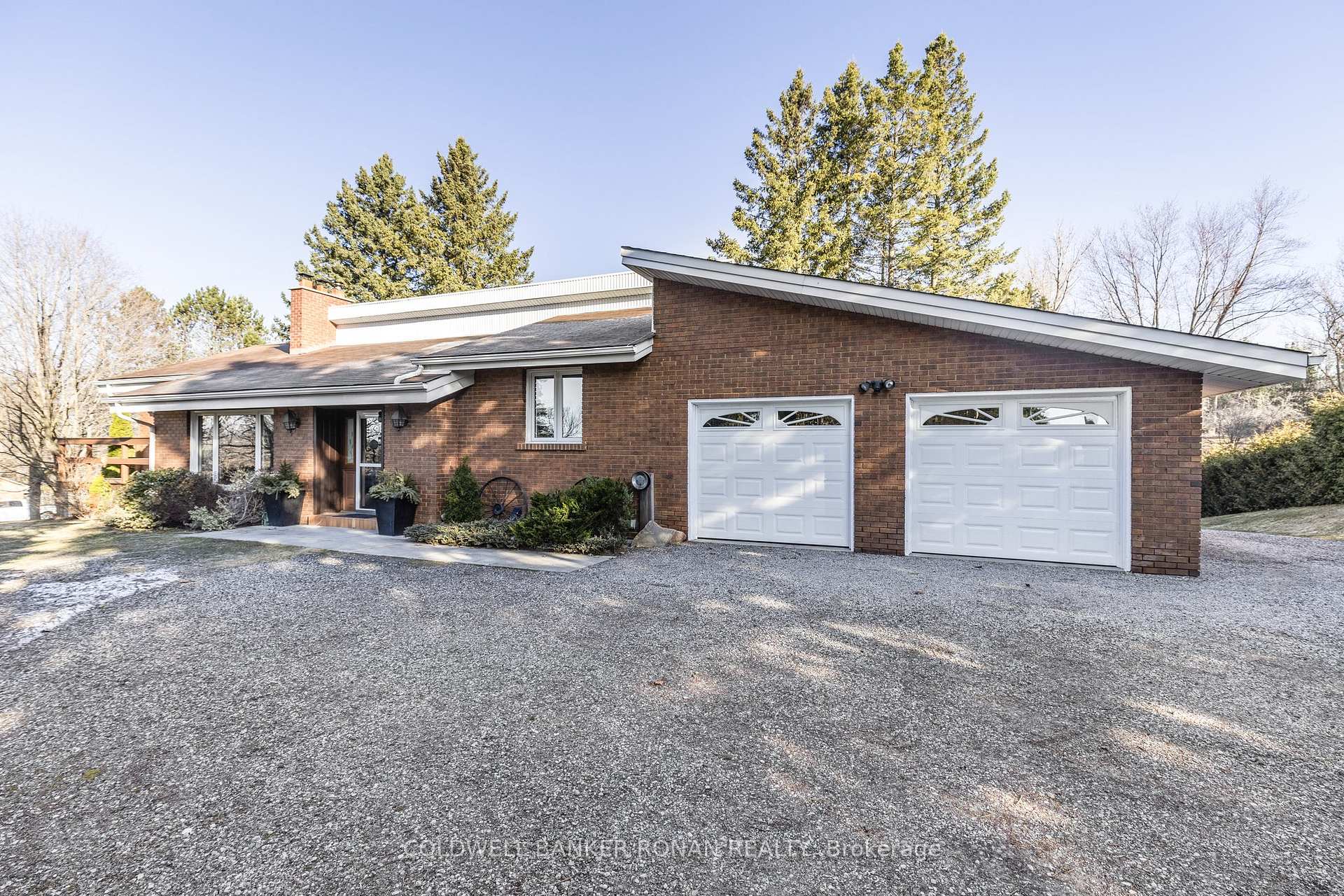 Front of 6218 5th Line