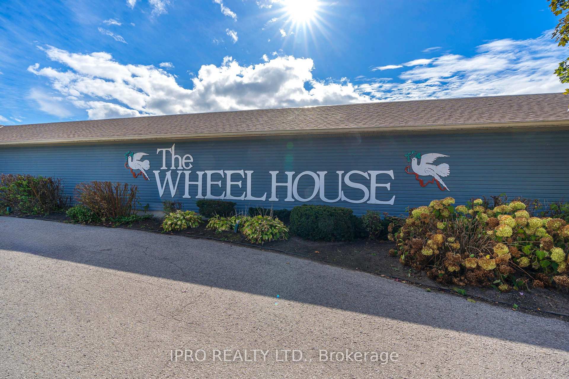 Photo 40 of 61 Bluffs Road, Clarington, Newcastle — HOMEH