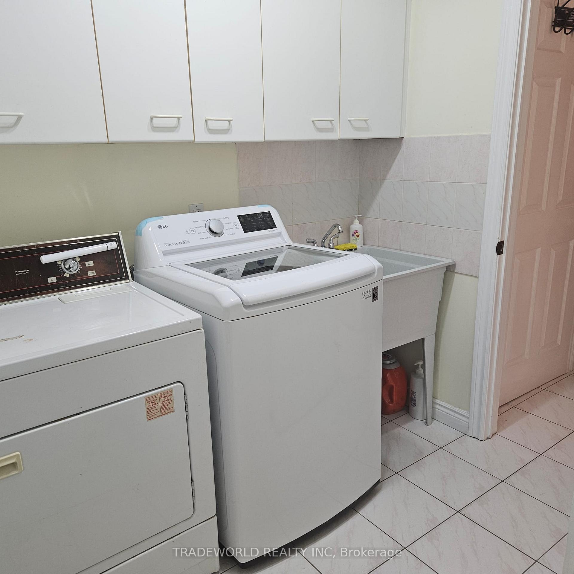 Photo 27 of 110 Fitzgerald Avenue, Markham, Unionville — HOMEH