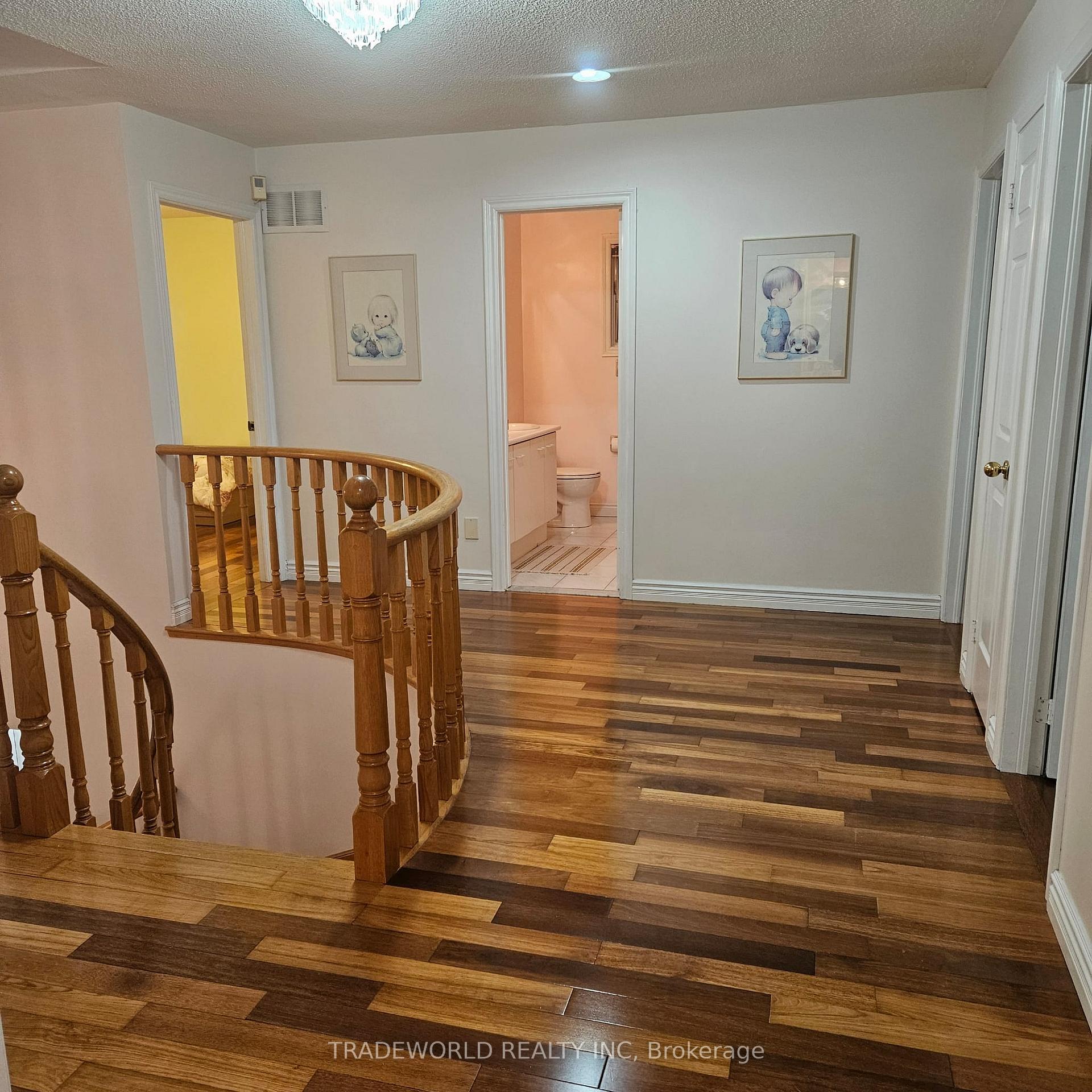 Photo 30 of 110 Fitzgerald Avenue, Markham, Unionville — HOMEH
