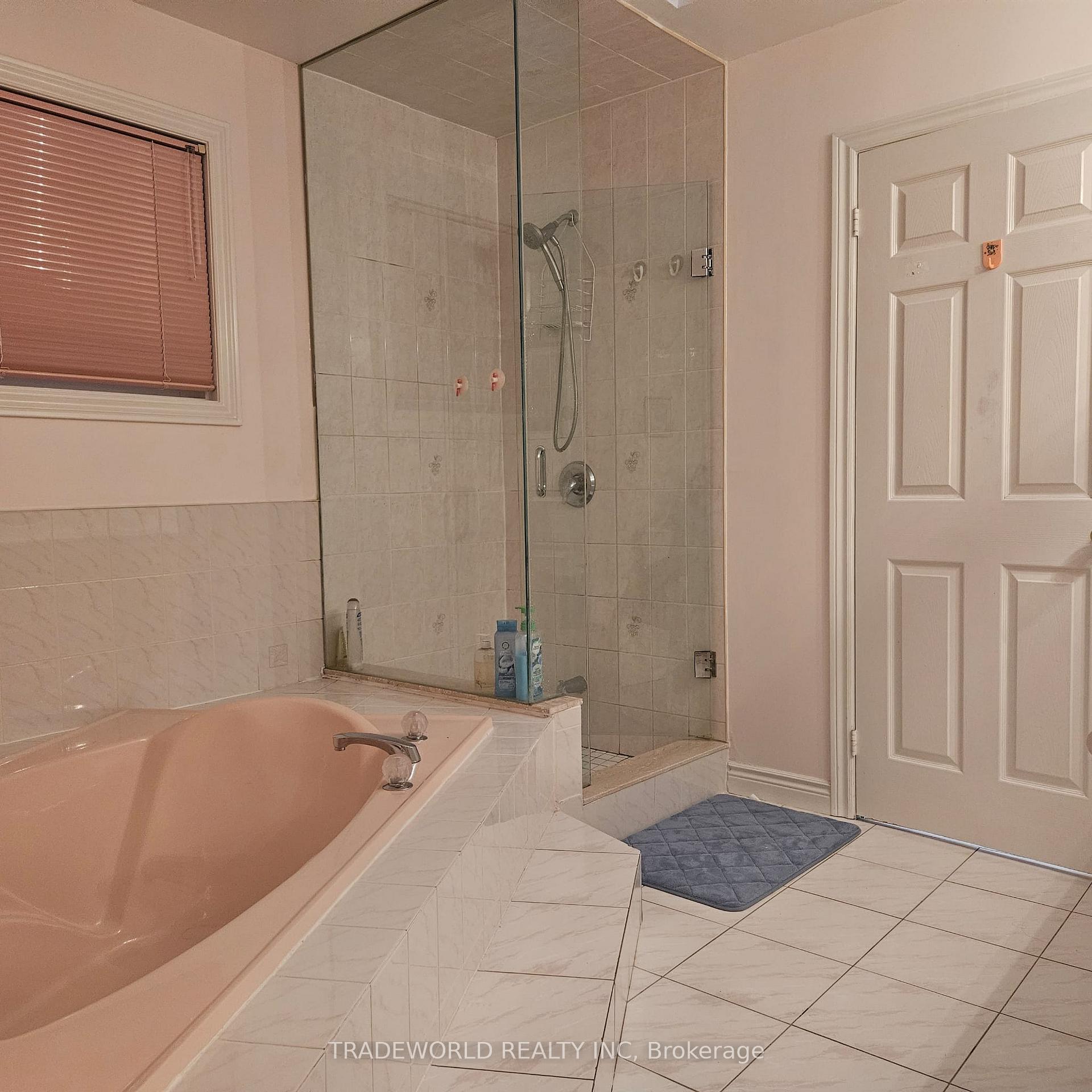 Photo 36 of 110 Fitzgerald Avenue, Markham, Unionville — HOMEH
