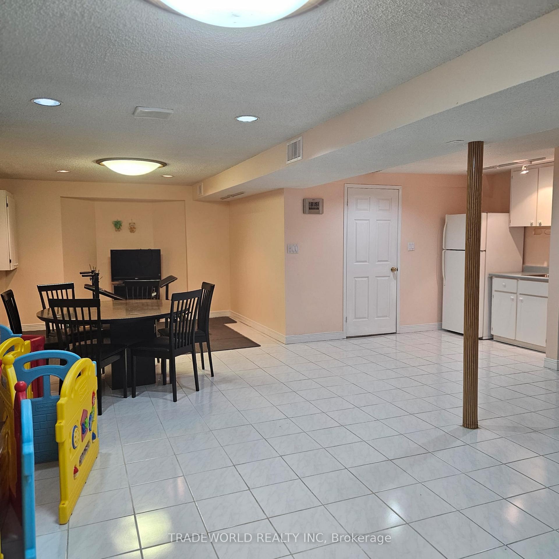 Photo 39 of 110 Fitzgerald Avenue, Markham, Unionville — HOMEH