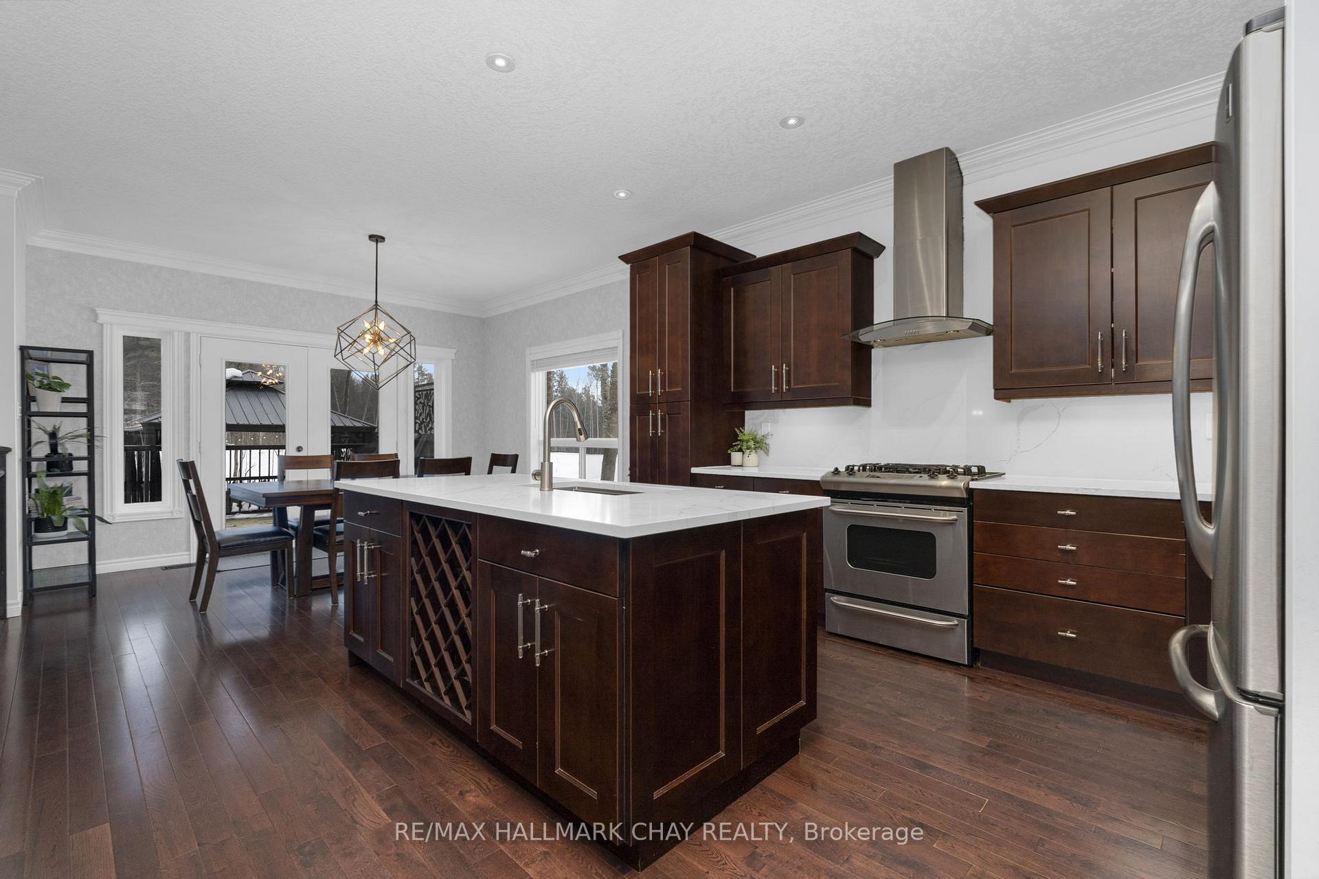 Photo 8 of 76 Luella Boulevard, Springwater, Anten Mills — HOMEH