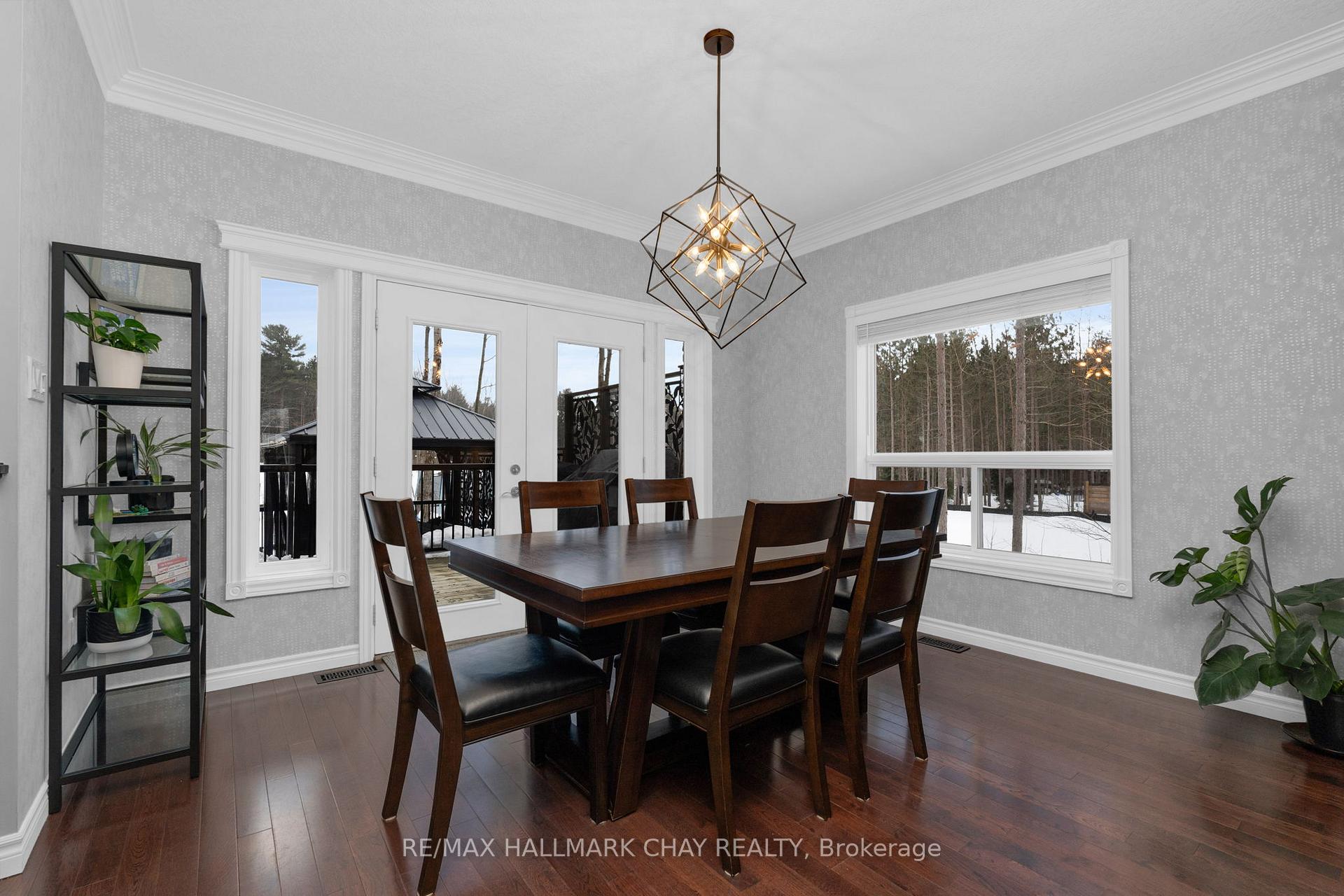 Photo 12 of 76 Luella Boulevard, Springwater, Anten Mills — HOMEH