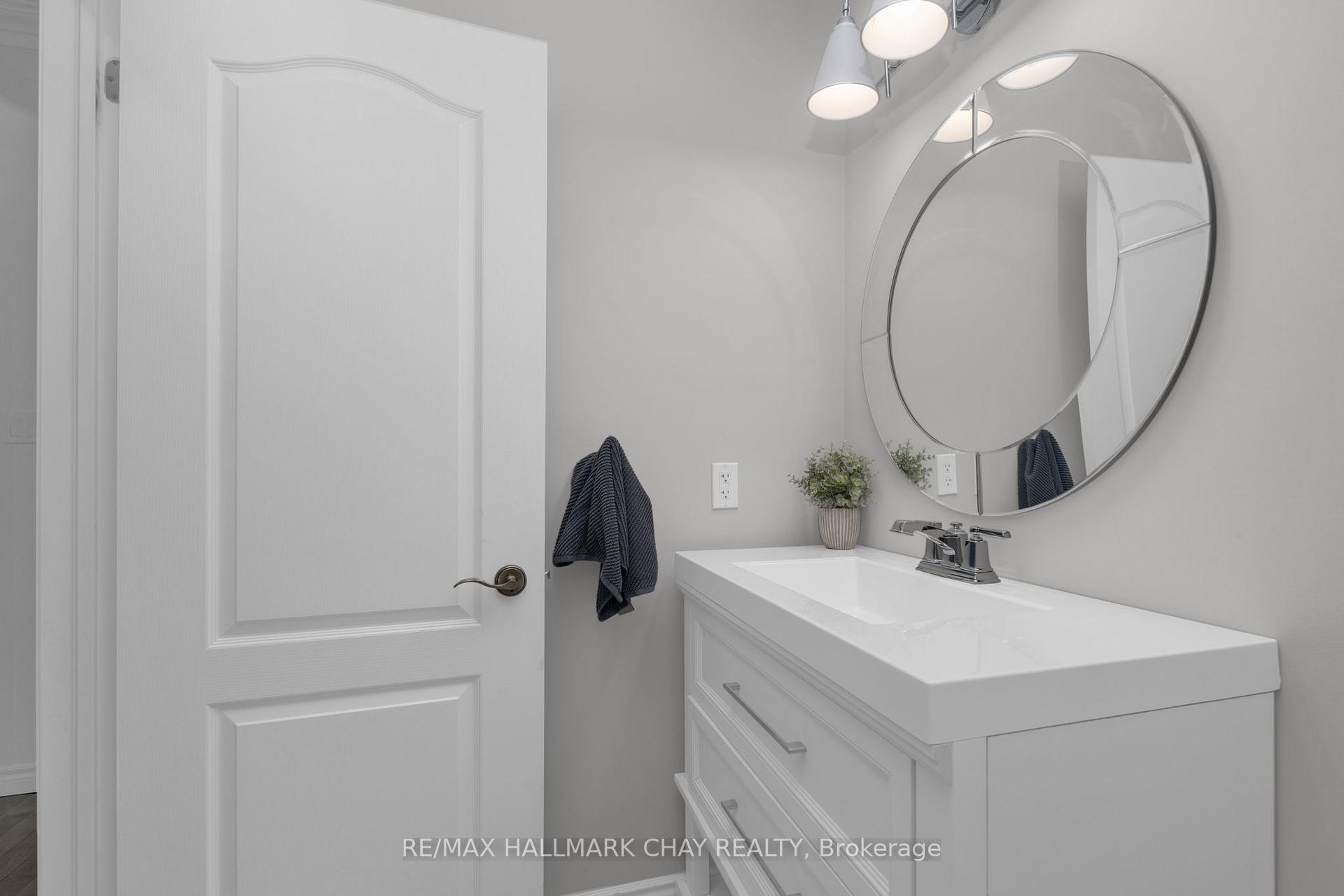 Photo 19 of 76 Luella Boulevard, Springwater, Anten Mills — HOMEH