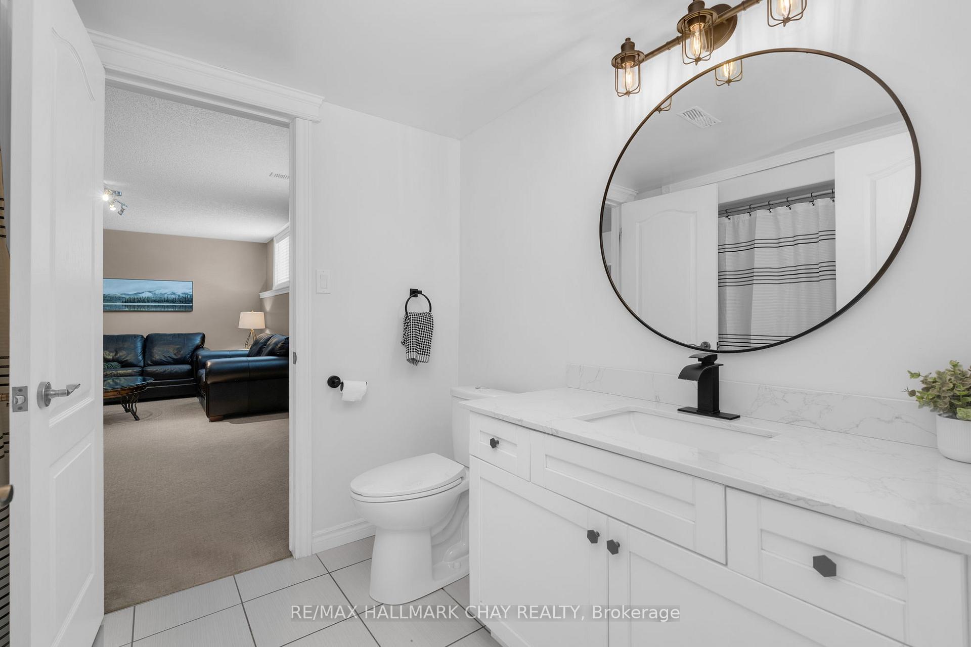 Photo 31 of 76 Luella Boulevard, Springwater, Anten Mills — HOMEH
