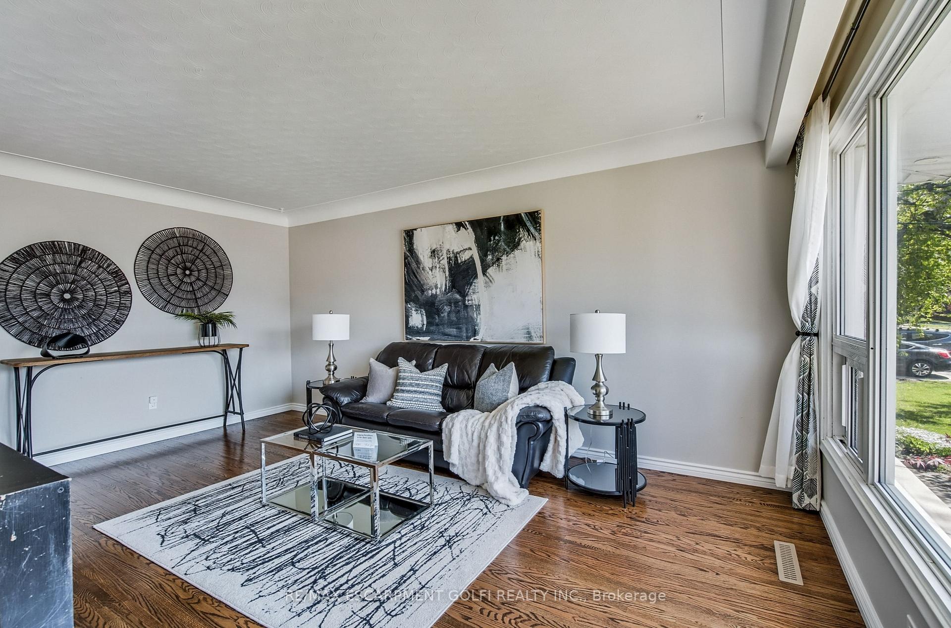 Photo 4 of 61 Fisher Crescent, Hamilton, Westcliffe — HOMEH