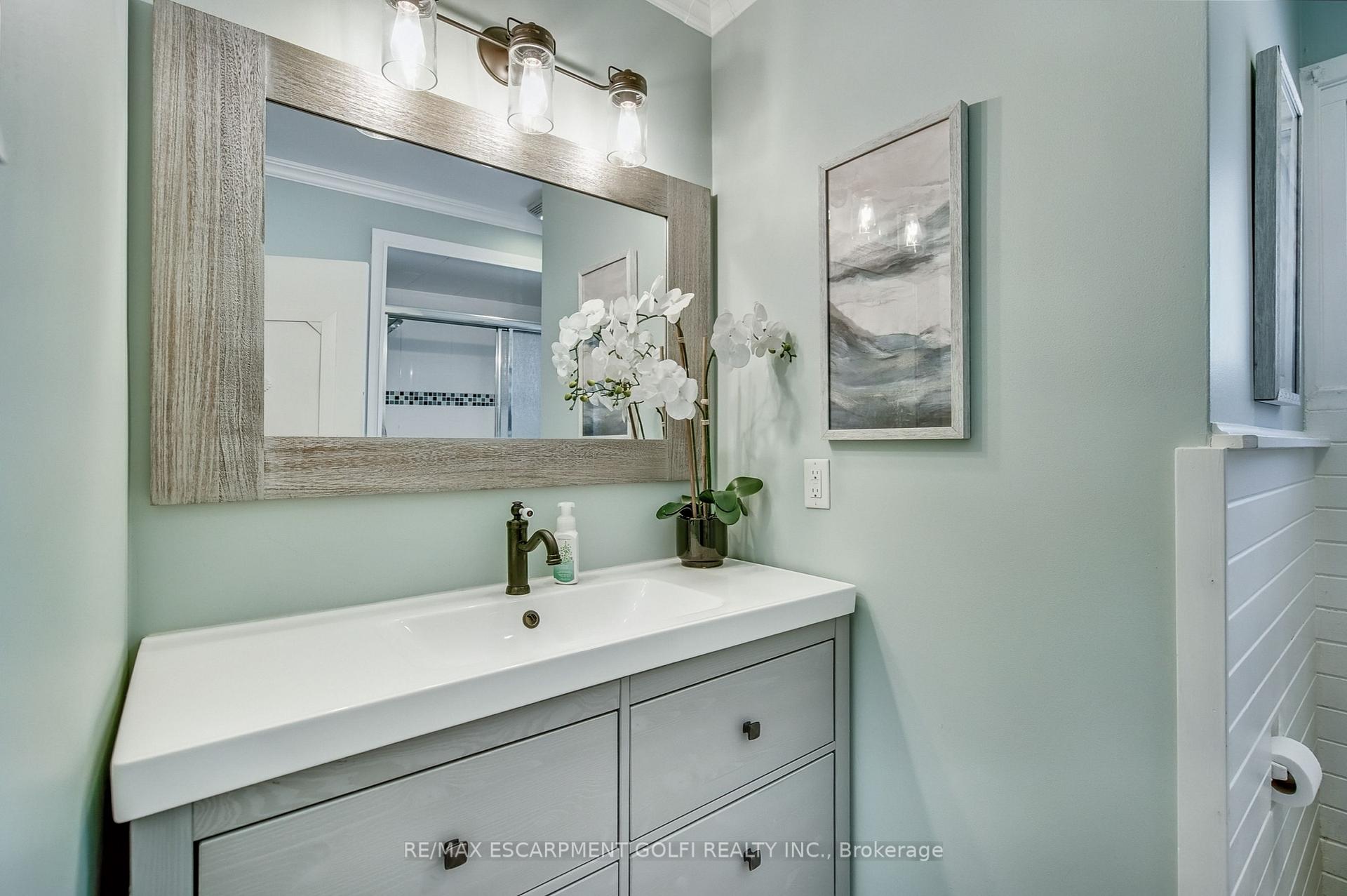 Photo 12 of 61 Fisher Crescent, Hamilton, Westcliffe — HOMEH