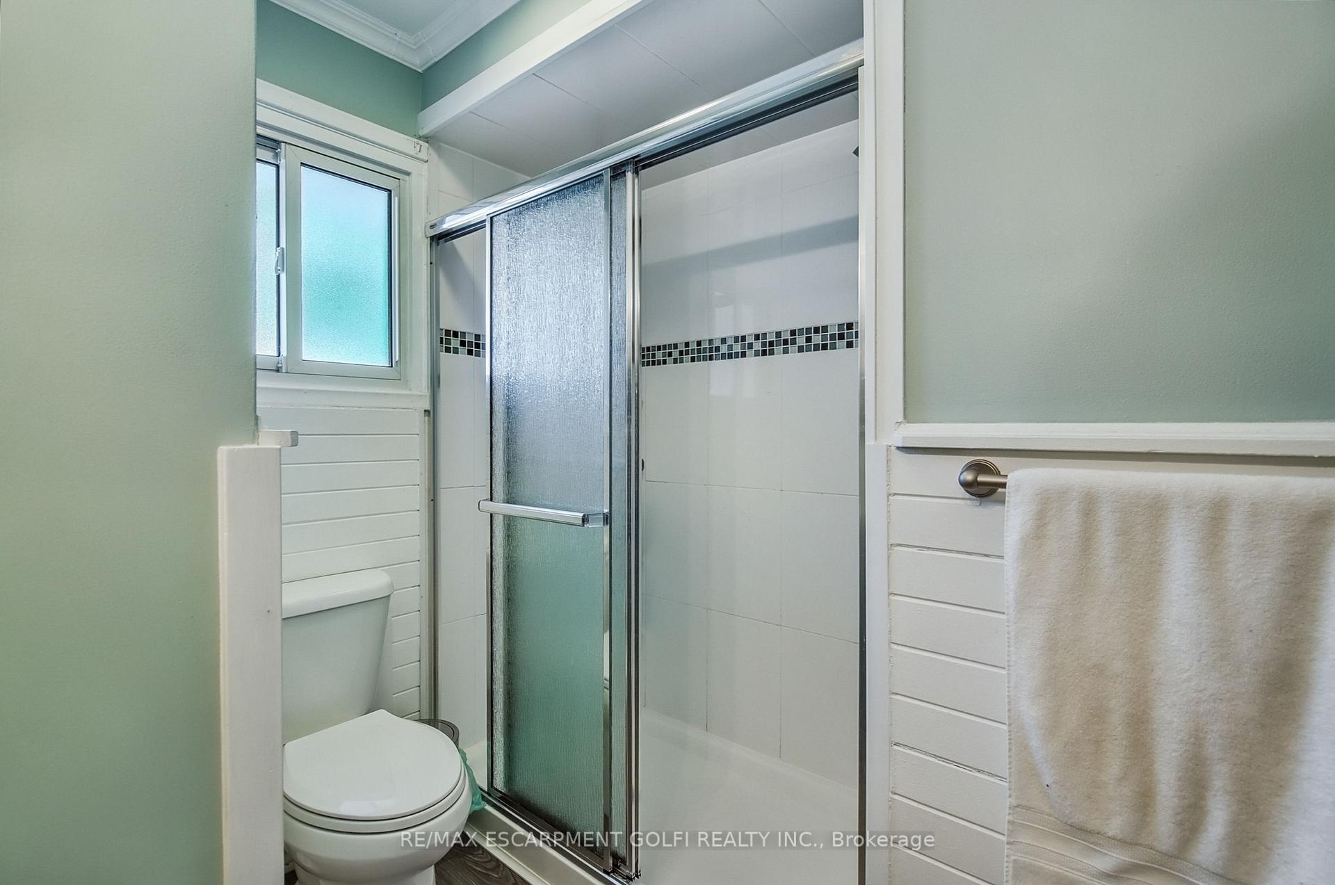 Photo 16 of 61 Fisher Crescent, Hamilton, Westcliffe — HOMEH