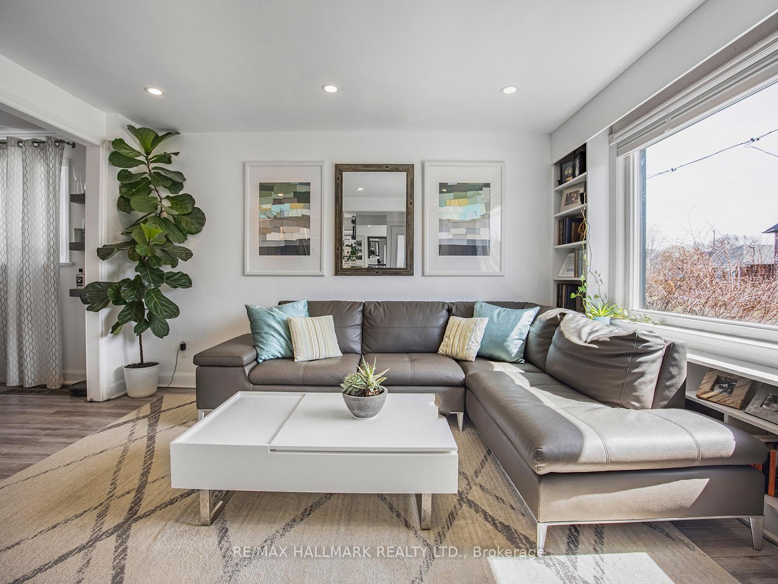 Photo 11 of 34 Tiago Avenue, Toronto, O'Connor-Parkview — HOMEH