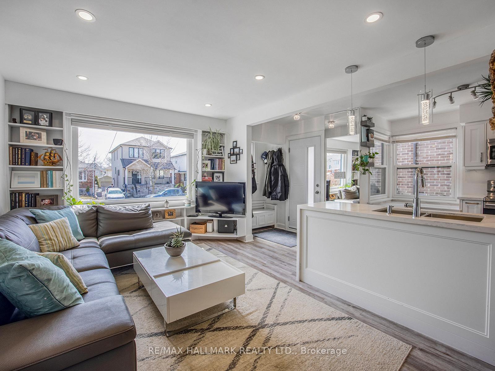 Photo 2 of 34 Tiago Avenue, Toronto, O'Connor-Parkview — HOMEH