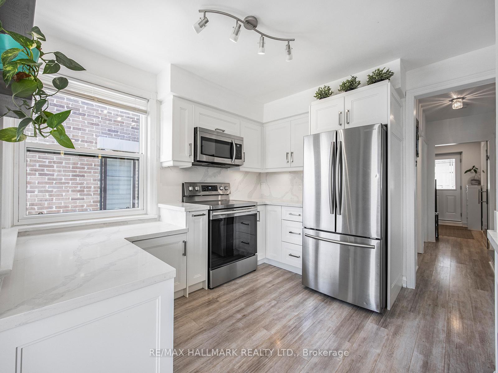 Photo 19 of 34 Tiago Avenue, Toronto, O'Connor-Parkview — HOMEH