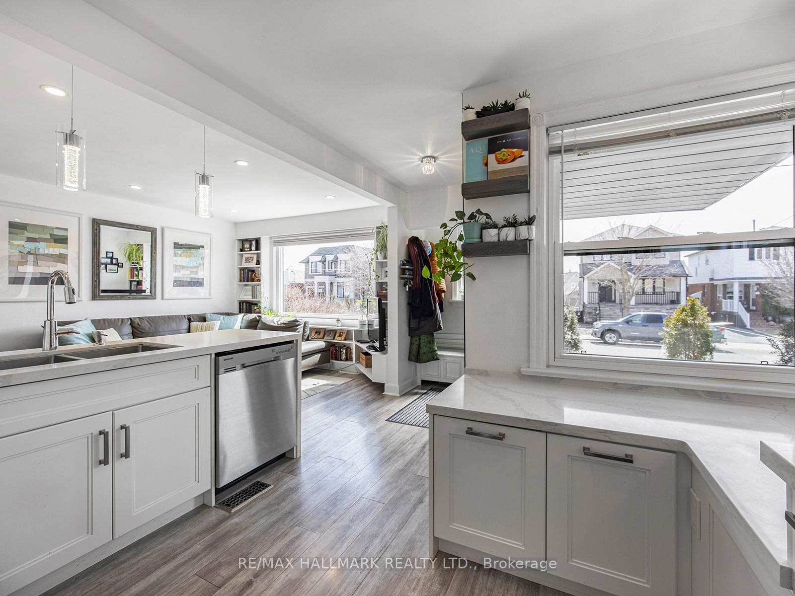Photo 5 of 34 Tiago Avenue, Toronto, O'Connor-Parkview — HOMEH