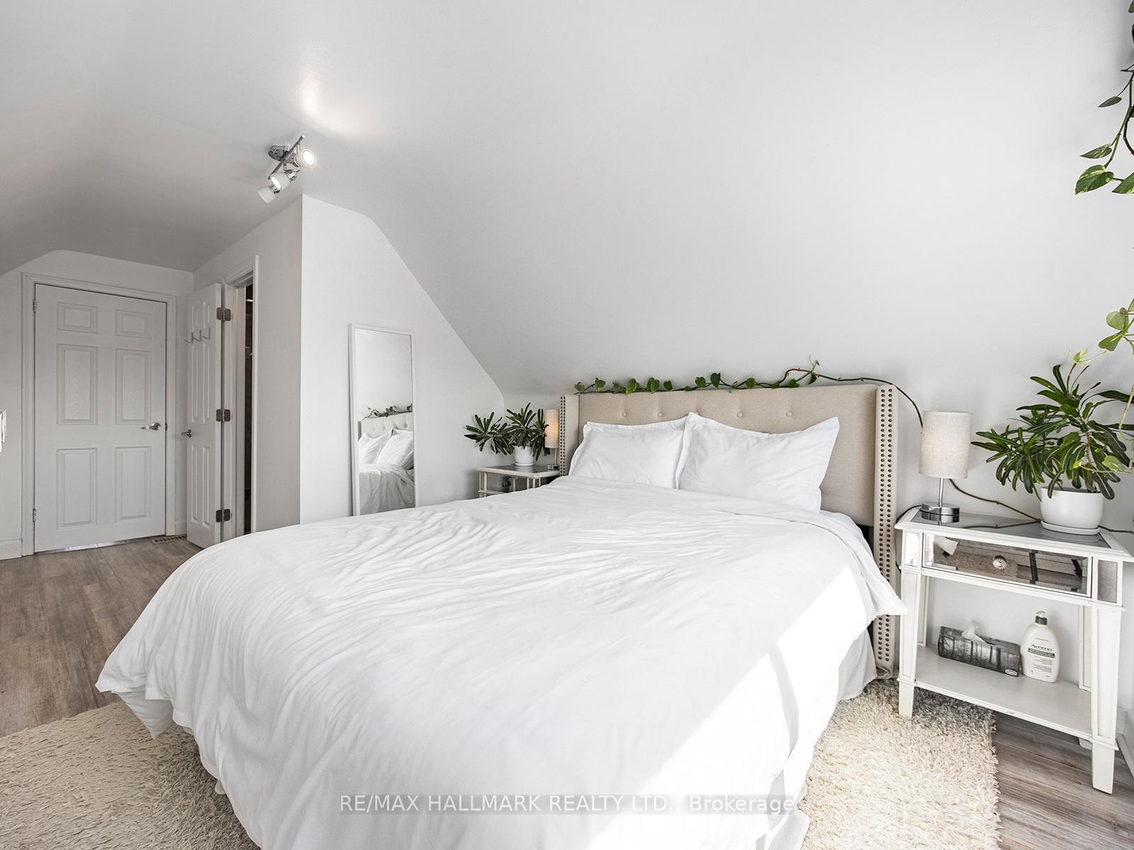 Photo 28 of 34 Tiago Avenue, Toronto, O'Connor-Parkview — HOMEH