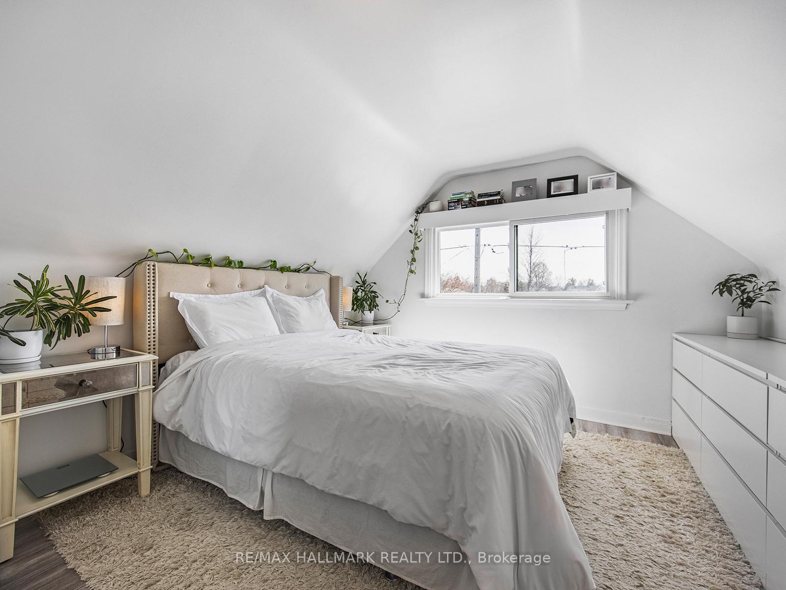 Photo 13 of 34 Tiago Avenue, Toronto, O'Connor-Parkview — HOMEH