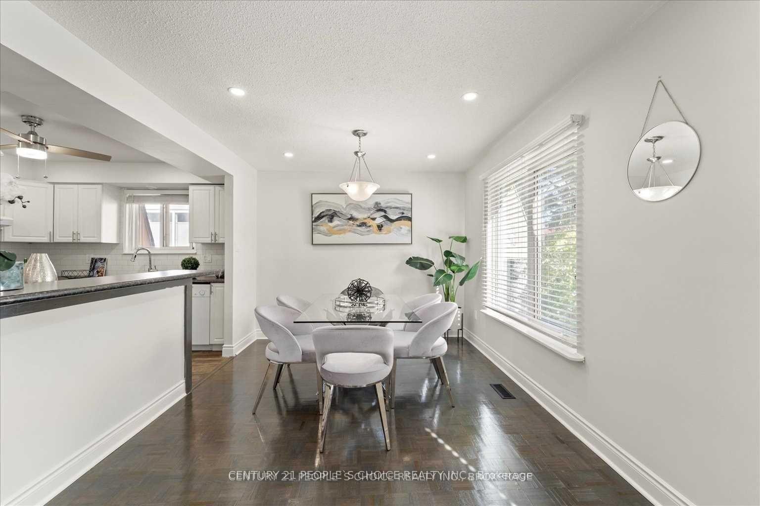 Photo 12 of 10 Deerpark Drive, Barrie, Cundles East — HOMEH