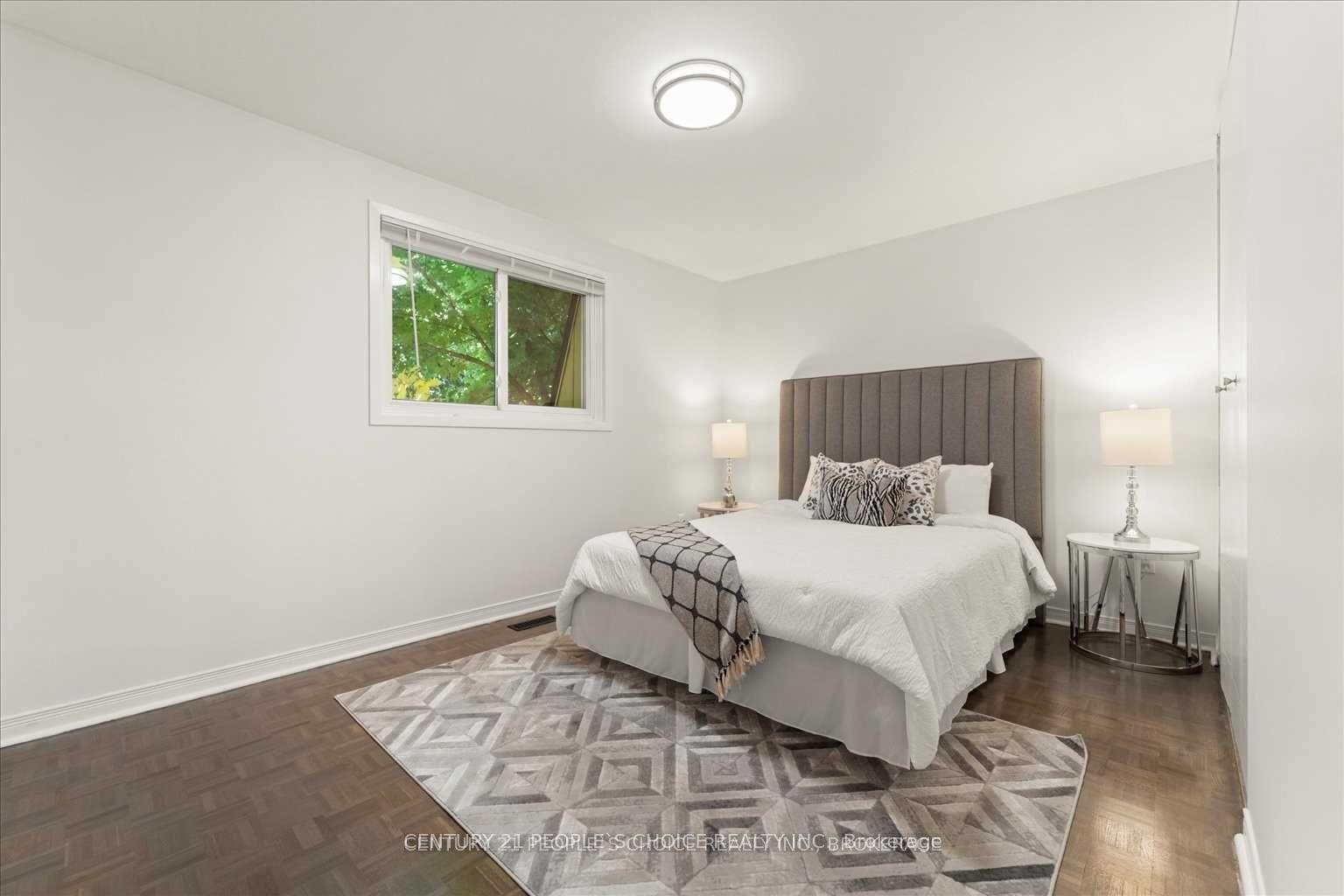 Photo 20 of 10 Deerpark Drive, Barrie, Cundles East — HOMEH