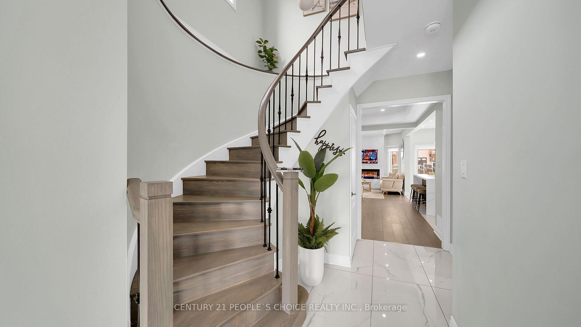 Photo 6 of 93 Andes Crescent, Vaughan, Vellore Village — HOMEH