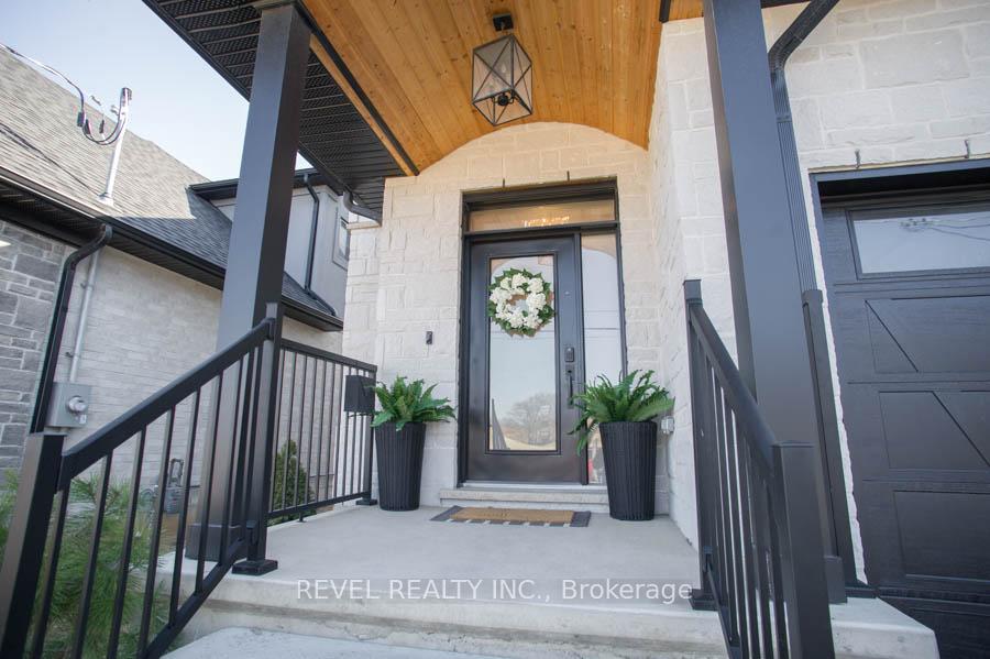 Photo 4 of 238 Mount Pleasant Street, Brantford — HOMEH