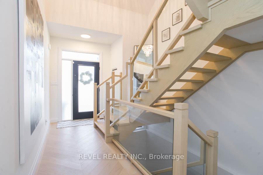 Photo 5 of 238 Mount Pleasant Street, Brantford — HOMEH