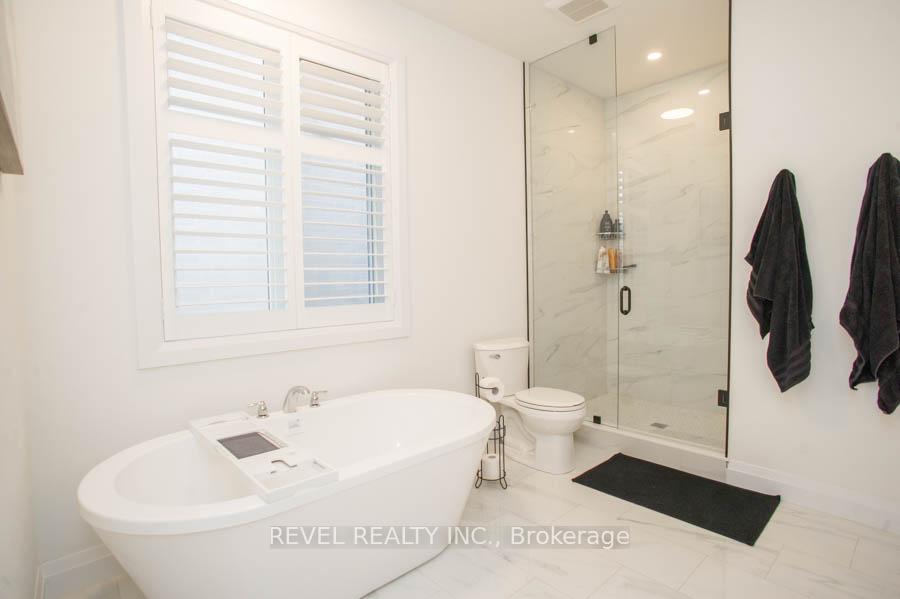 Photo 18 of 238 Mount Pleasant Street, Brantford — HOMEH