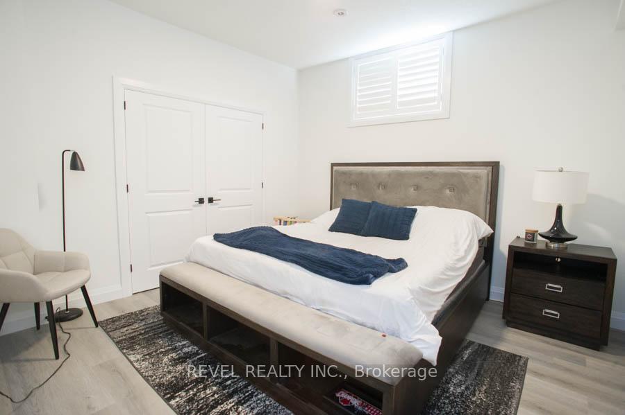 Photo 39 of 238 Mount Pleasant Street, Brantford — HOMEH