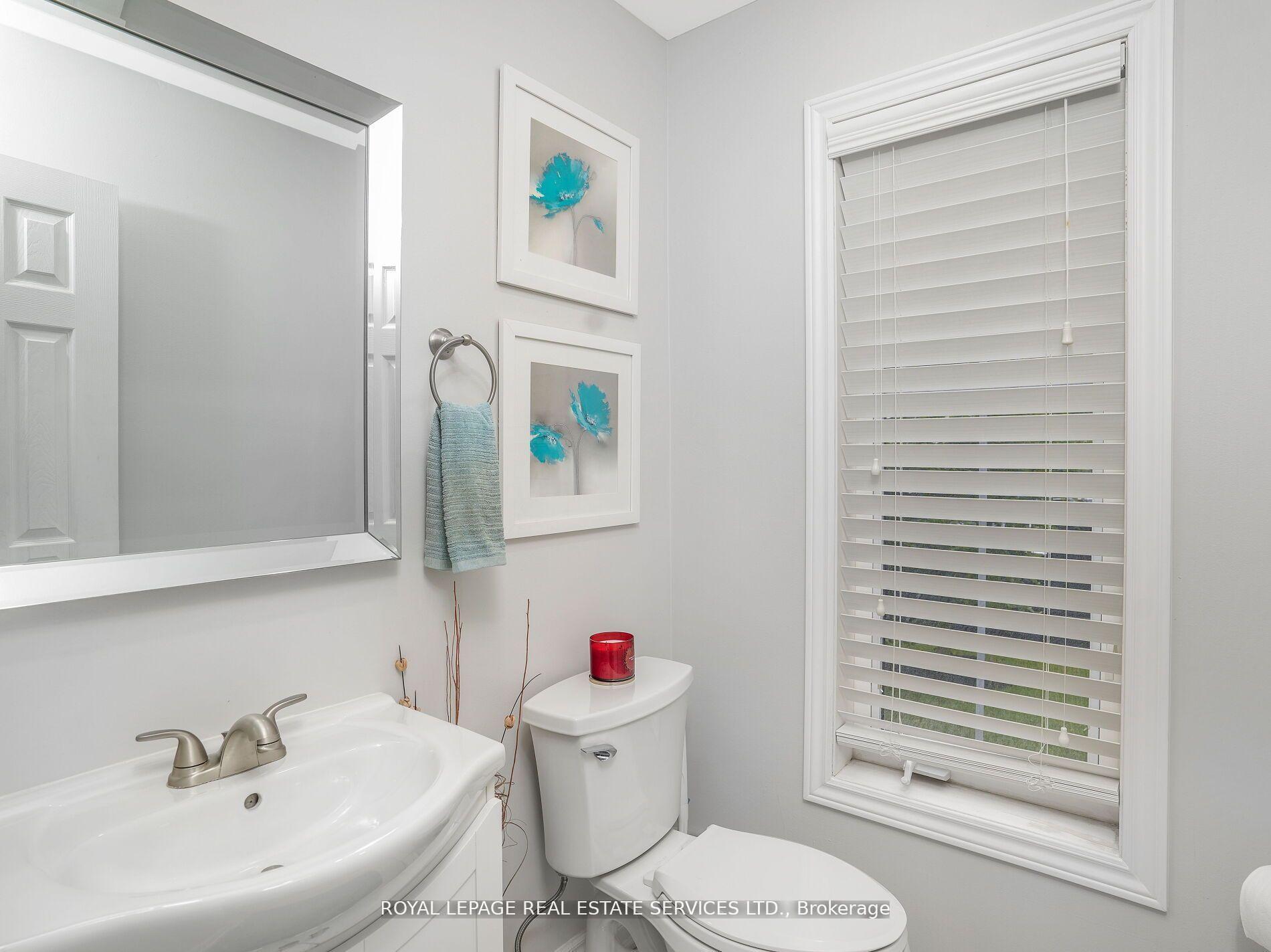 Photo 6 of 16 Woolf Crescent, Ajax, South East — HOMEH