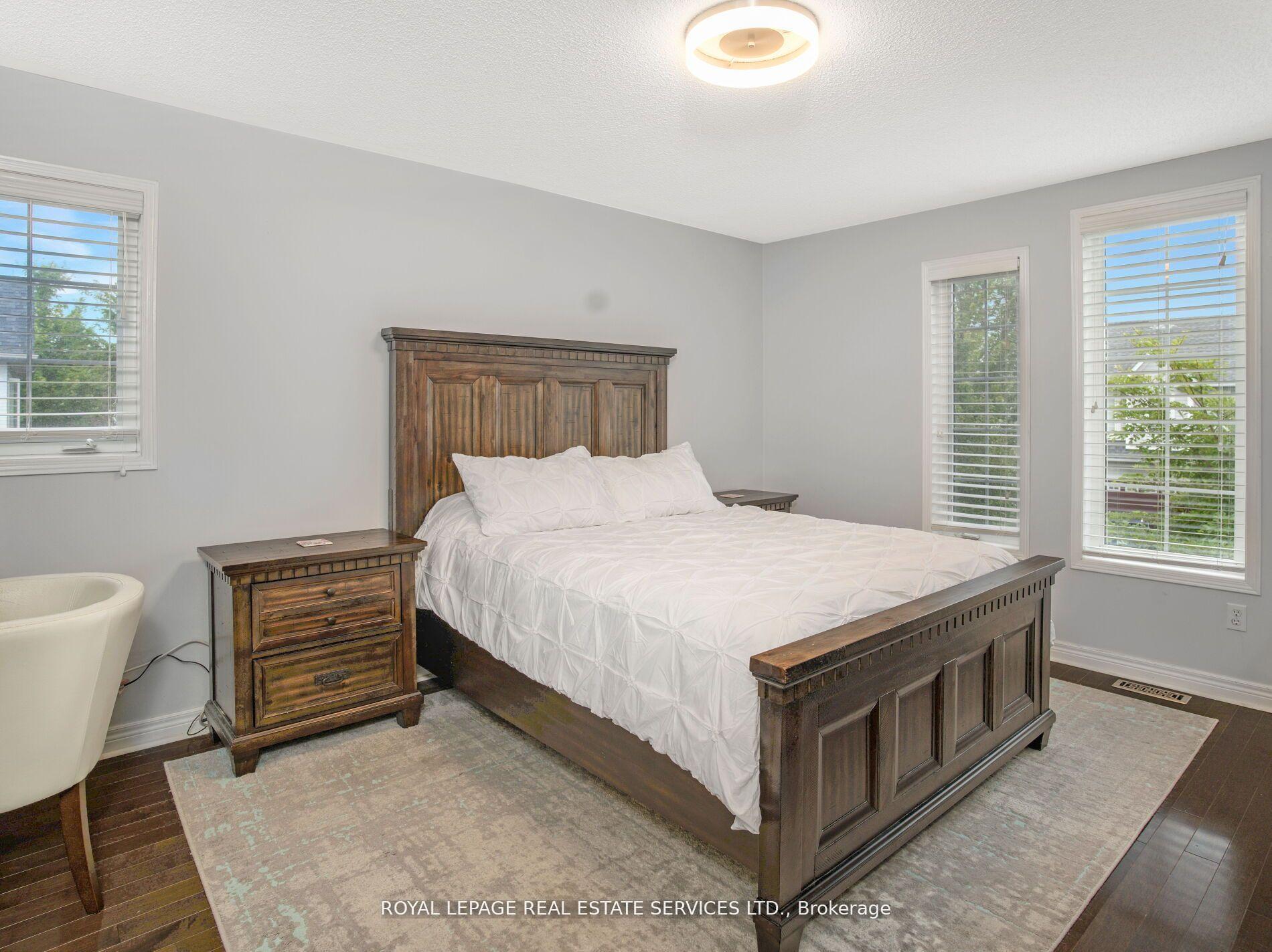Photo 16 of 16 Woolf Crescent, Ajax, South East — HOMEH