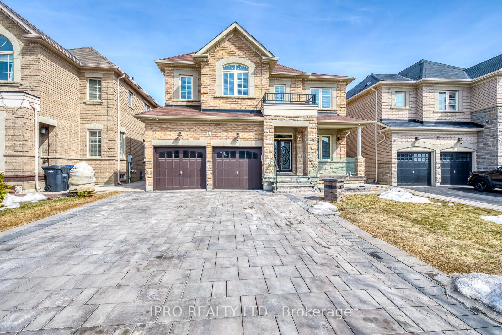 Photo 13 of 31 Birch Tree Trail, Brampton, Bram East — HOMEH